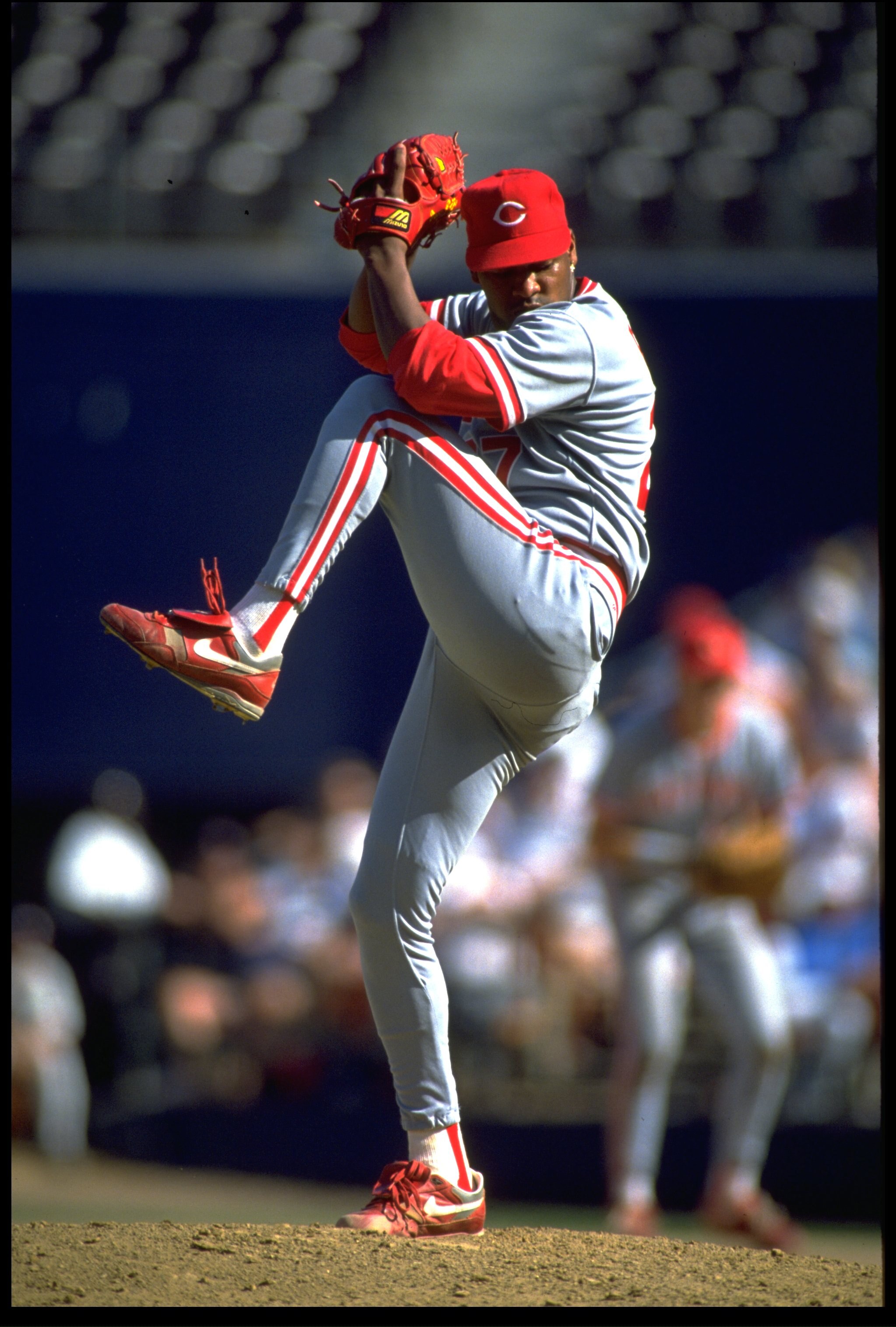 6 OCT 1991:  CINCINNATI REDS PITCHER JOSE RIJO WINDS UP TO PITCH DURING THE REDS VERSUS SAN DIEGO PADRES GAME AT JACK MURPHY STADIUM IN SAN DIEGO, CALIFORNIA.  MANDATORY CREDIT:  STEPHEN DUNN/ALLSPORT