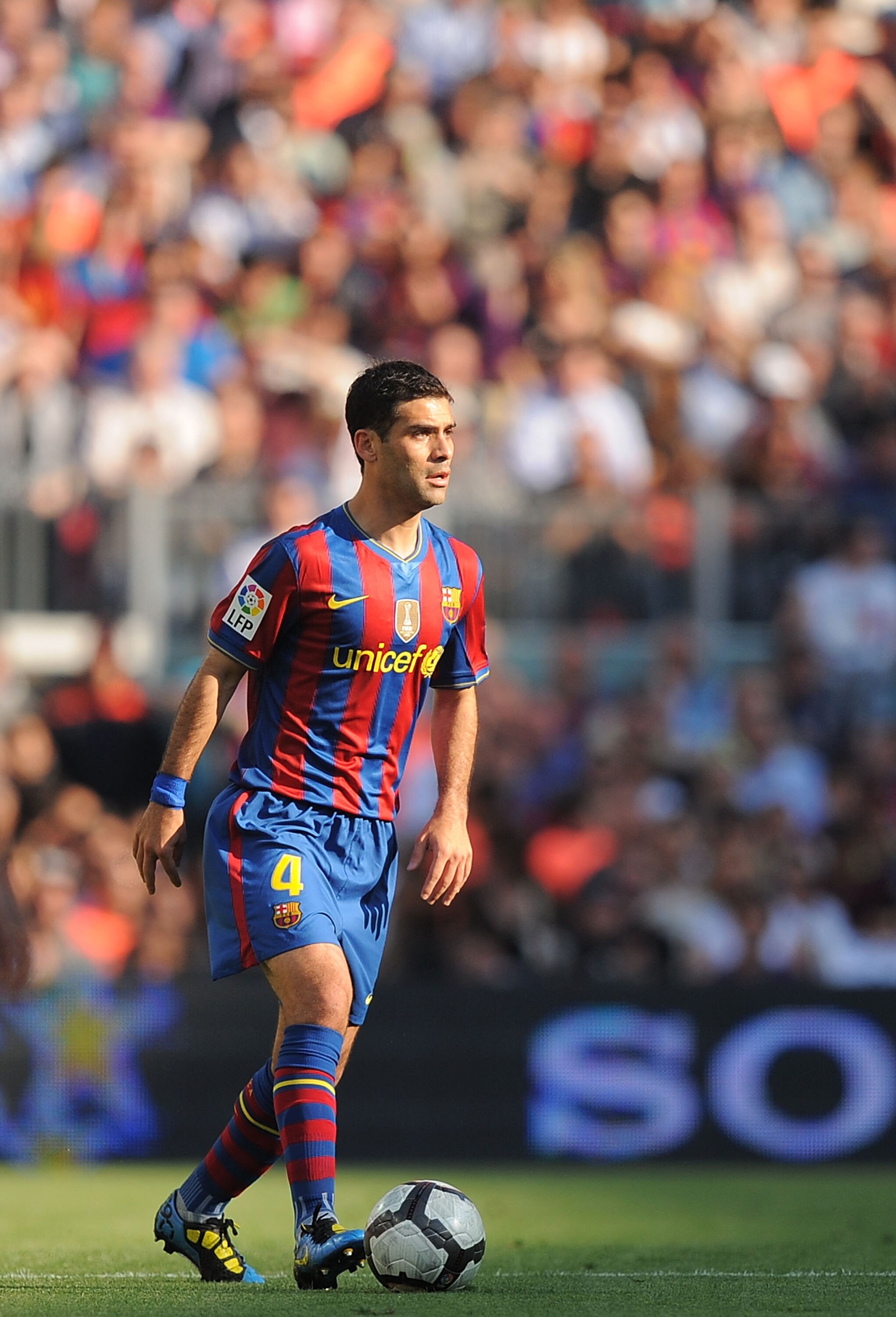 BARCELONA, SPAIN - APRIL 24:  Rafa Marquez of Barcelona in action during the La Liga match between Barcelona and Xerez CD at Camp Nou stadium on April 24, 2010 in Barcelona, Spain.  (Photo by Denis Doyle/Getty Images)