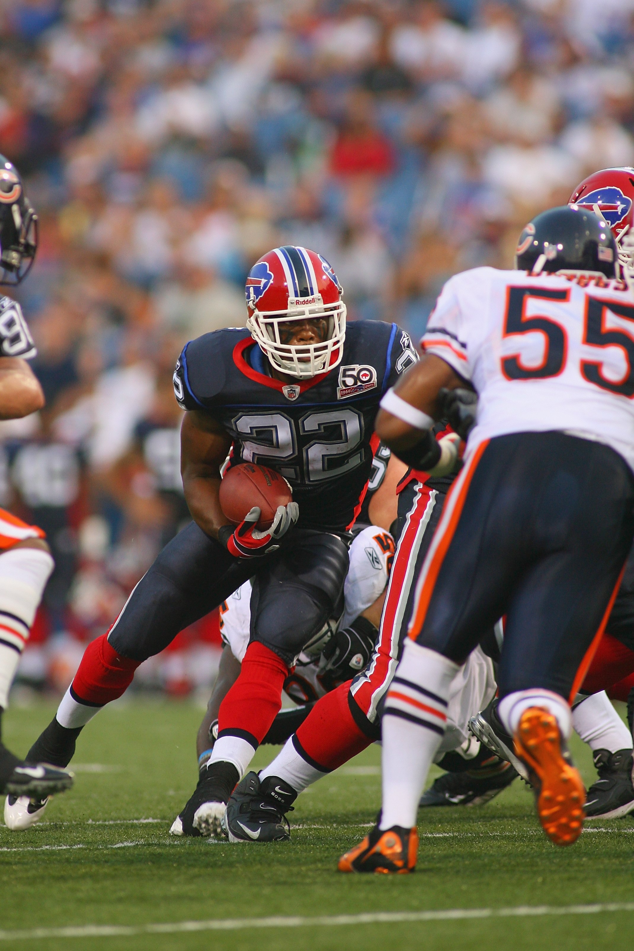 ORCHARD PARK, NY - AUGUST 15:  Running back Fred Jackson #22 of the Buffalo Bills runs the ball against the Chicago Bears during the preseason game on August 15, 2009 at Ralph Wilson Stadium in Orchard Park, New York. The Bills won 27-20. (Photo by Rick S