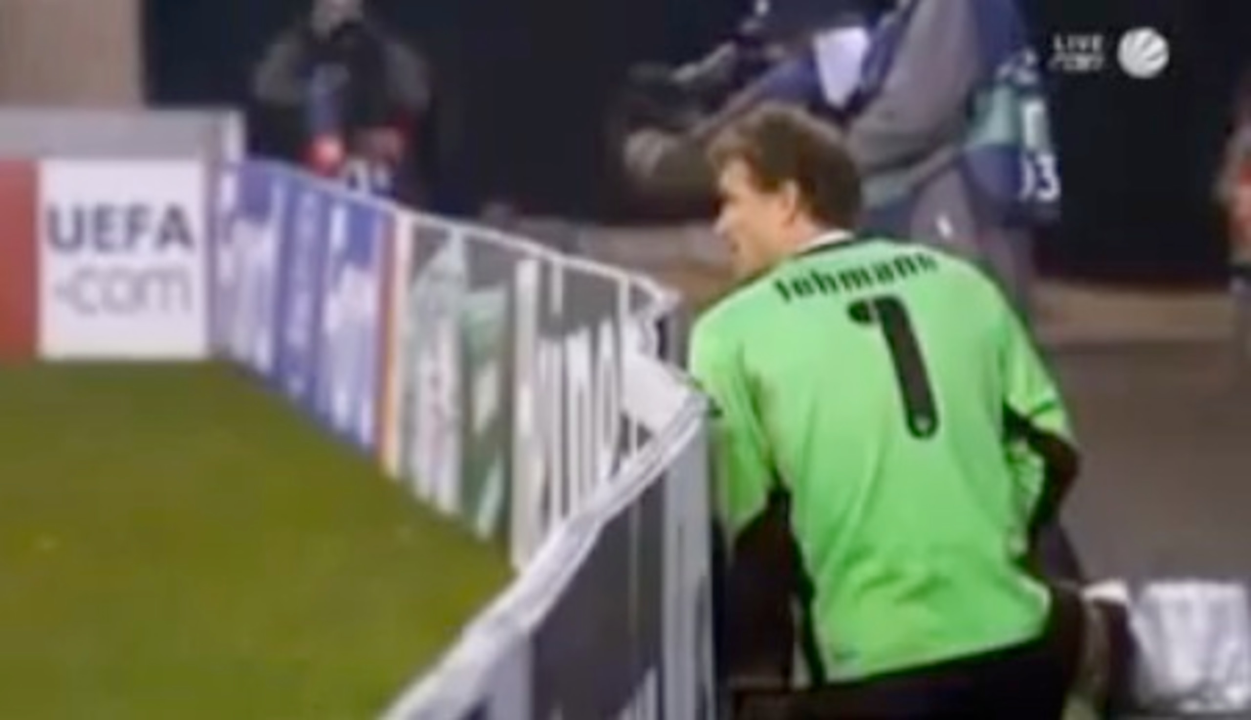 Lehmann peeing behind the hoardings