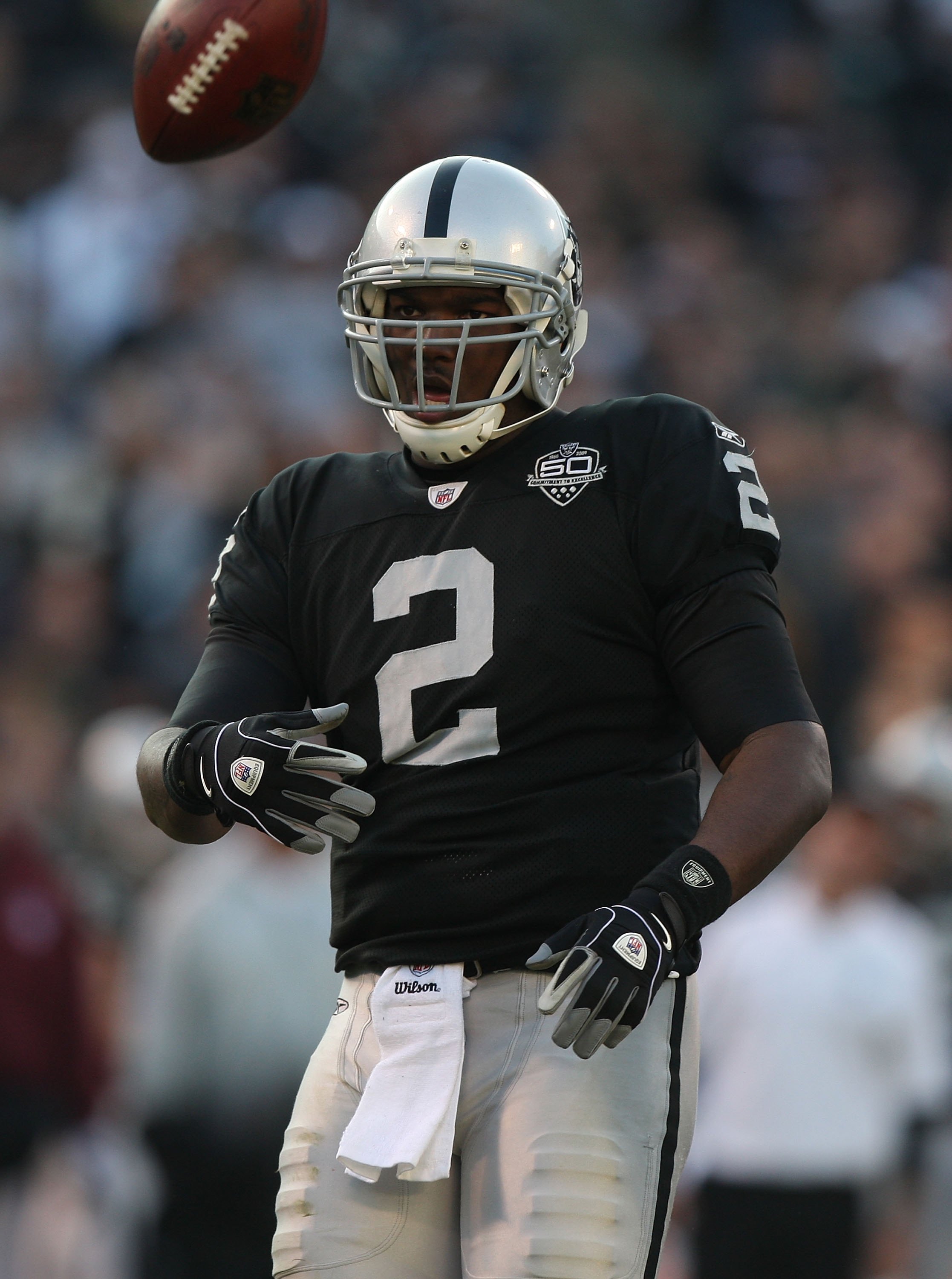 Brutal JaMarcus Russell-fueled stat magnifies Raiders' offensive struggles  | Yardbarker, image size:2234x3000