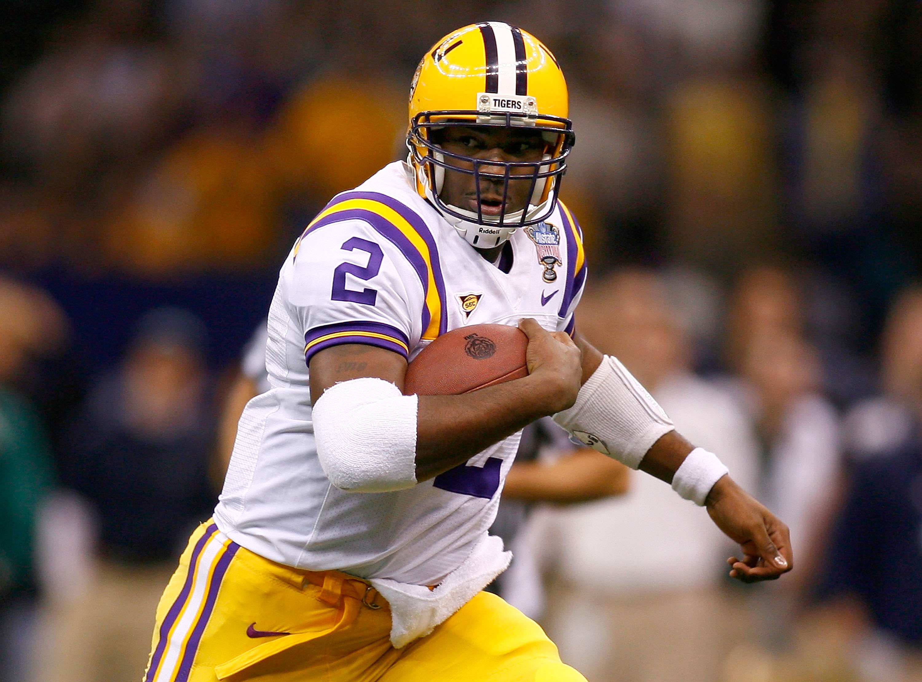 NEW ORLEANS - JANUARY 03:  Quarterback JaMarcus Russell #2 of the LSU Tigers runs with the ball in the first half of the 2007 Allstate Sugar Bowl against the Notre Dame Fighting Irish on January 3, 2007 at the Superdome in New Orleans, Louisiana.  (Photo