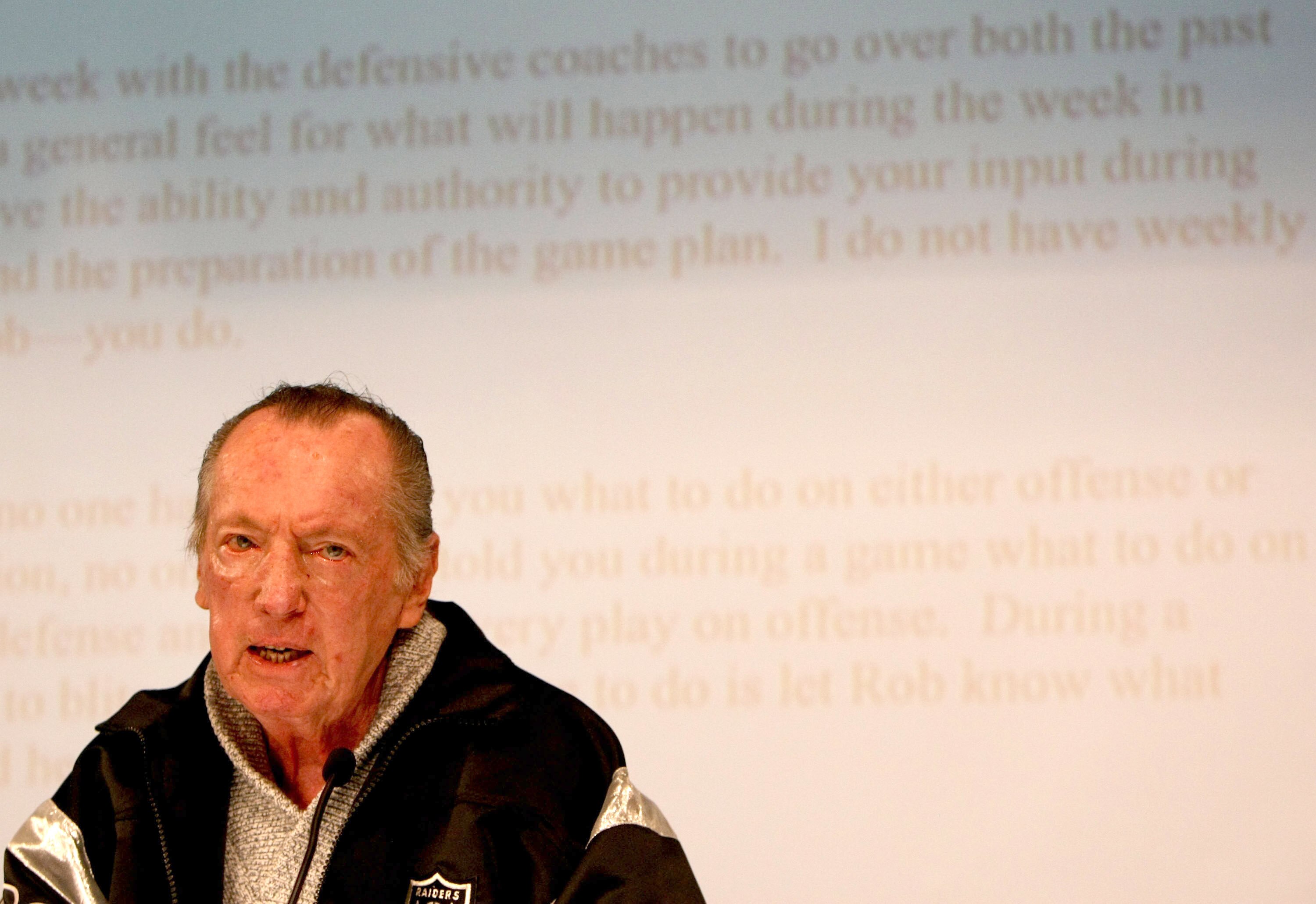 ALAMEDA, CA - SEPTEMBER 30:  Oakland Raiders owner Al Davis speaks during a press conference to announce the firing of head coach Lane Kiffin of the Oakland Raiders at thier training facility on Septemer 30, 2008 in Alameda, California.  (Photo by Jed Jac