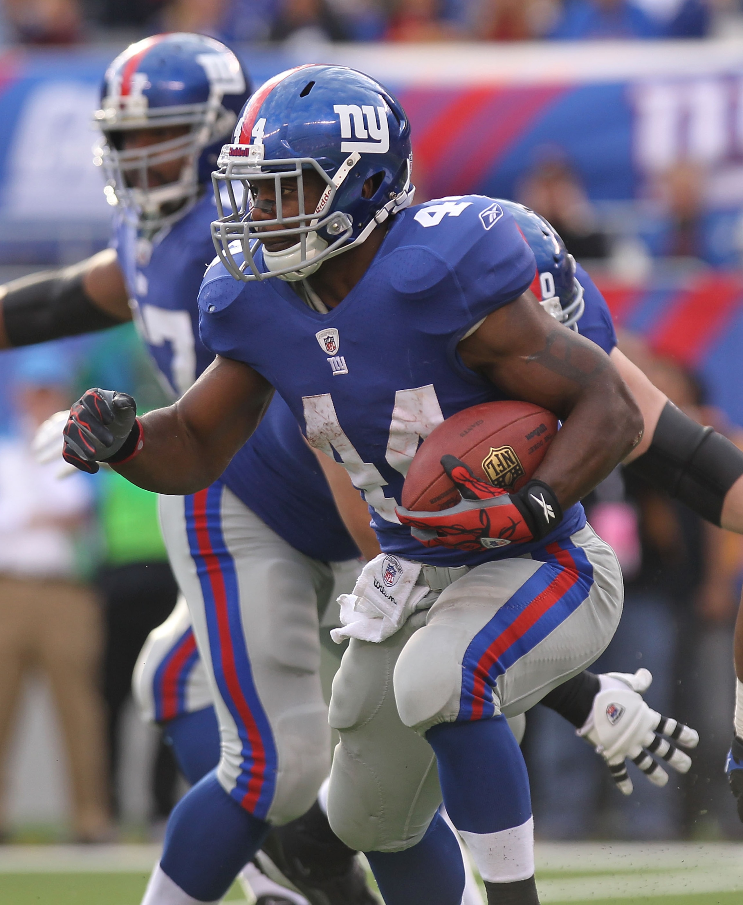 EAST RUTHERFORD, NJ - OCTOBER 17:  Ahmad Bradshaw #44 of the New York Giants against the Detroit Lions at New Meadowlands Stadium on October 17, 2010 in East Rutherford, New Jersey.  (Photo by Nick Laham/Getty Images)