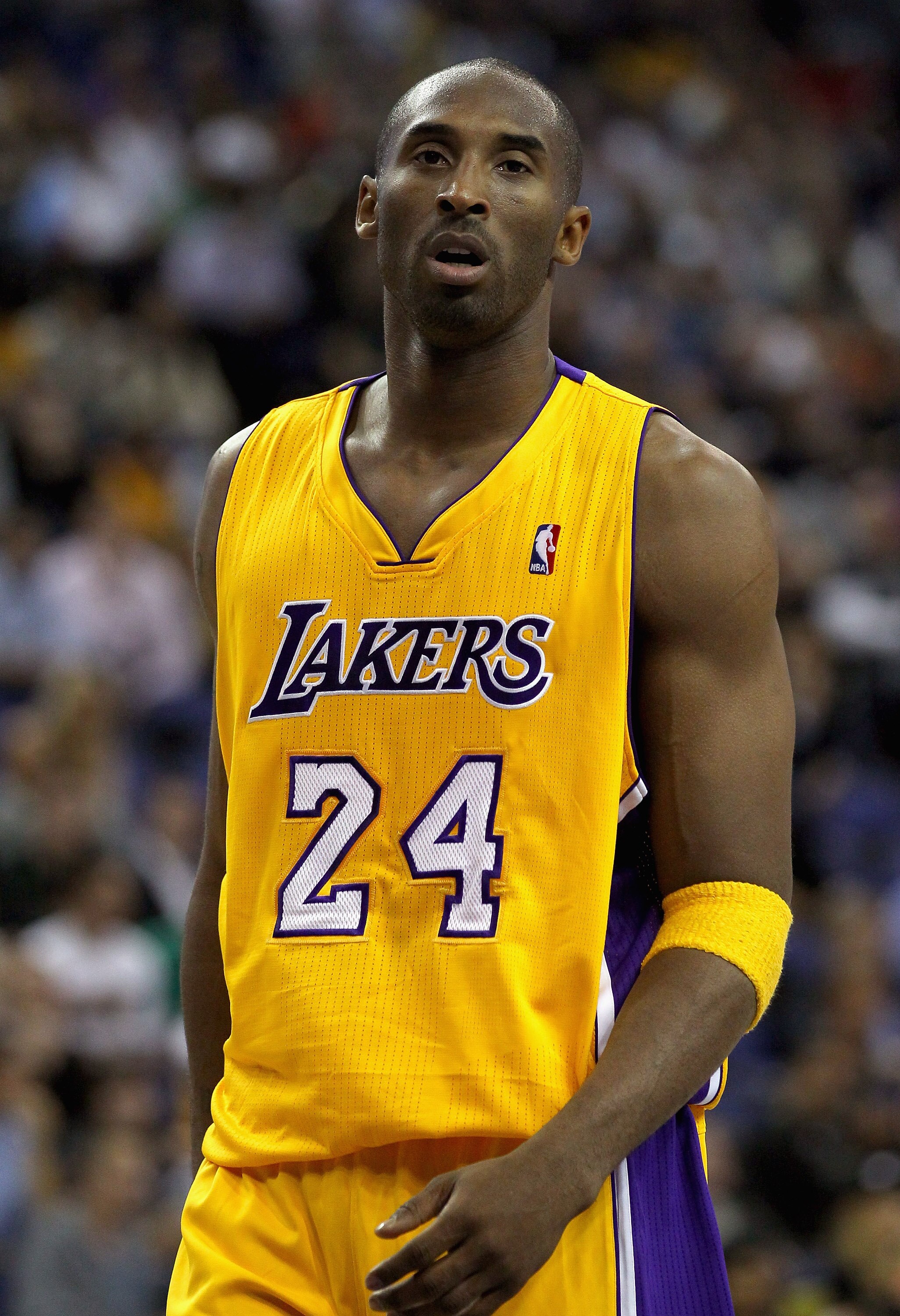 LONDON, ENGLAND - OCTOBER 04:  Kobe Bryant of the Los Angeles Lakers in action during the NBA Europe Live match between the Los Angeles Lakers and the Minnesota Timberwolves at the O2 arena on October 4, 2010 in London, England.  (Photo by Clive Rose/Gett