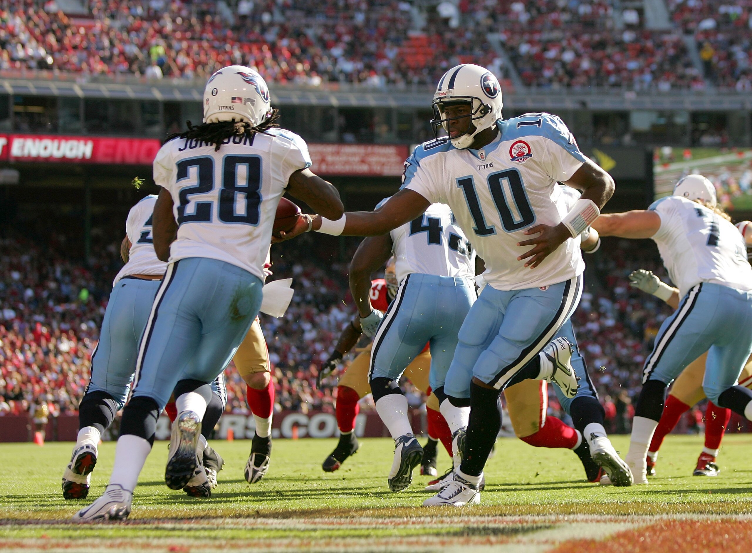 SAN FRANCISCO - NOVEMBER 08:  Vince Young #10 of the Tennessee Titans hands the ball off to Chris Johnson #28 during their game against the San Francisco 49ers at Candlestick Park on November 8, 2009 in San Francisco, California.  (Photo by Ezra Shaw/Gett