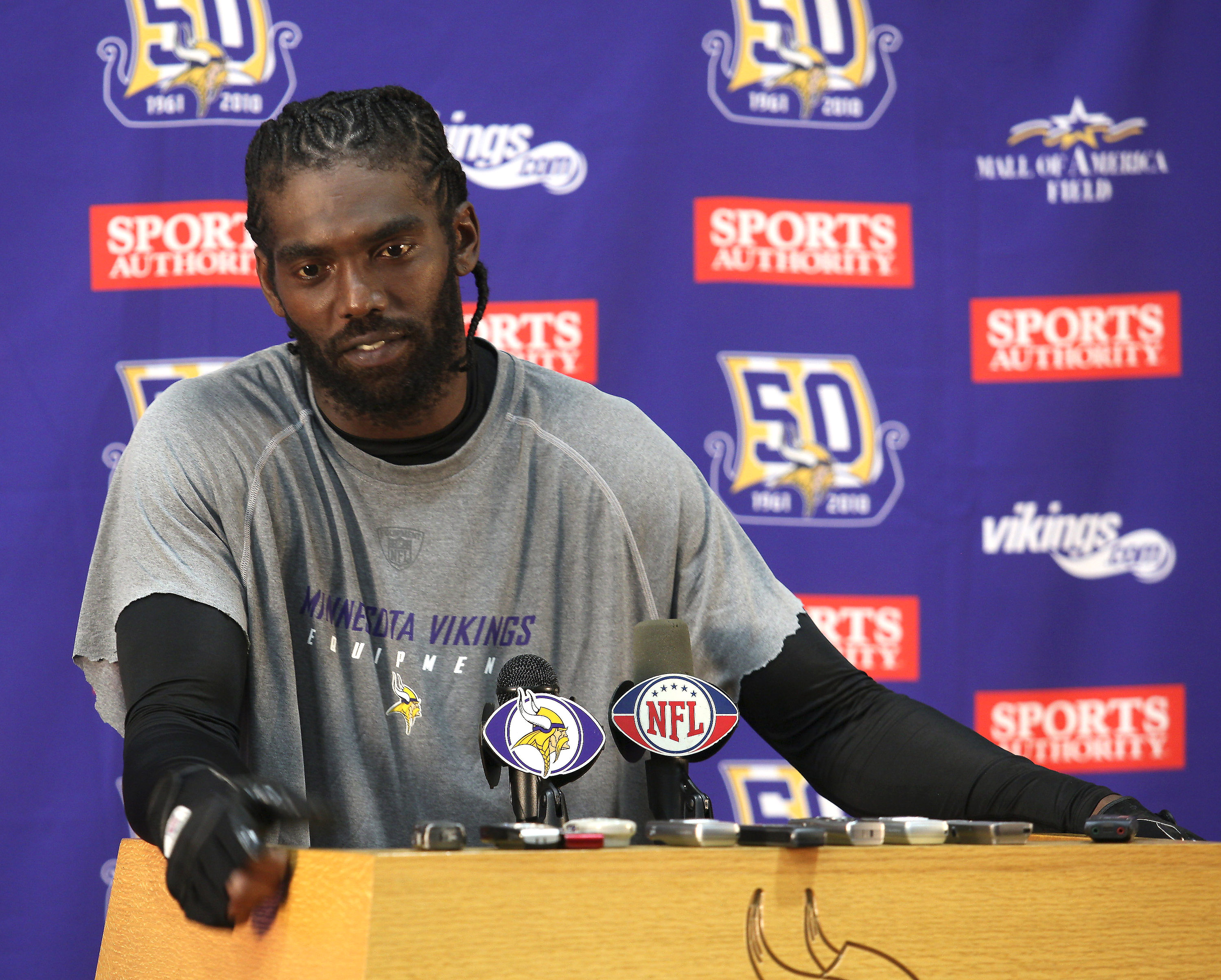 EDEN PRAIRIE, MN - OCTOBER 7:  Minnesota Vikings wide receiver Randy Moss answers questions from the media during a press conference at Winter Park on October 7, 2010 in Eden Prairie, Minnesota.  (Photo by Adam Bettcher/Getty Images)