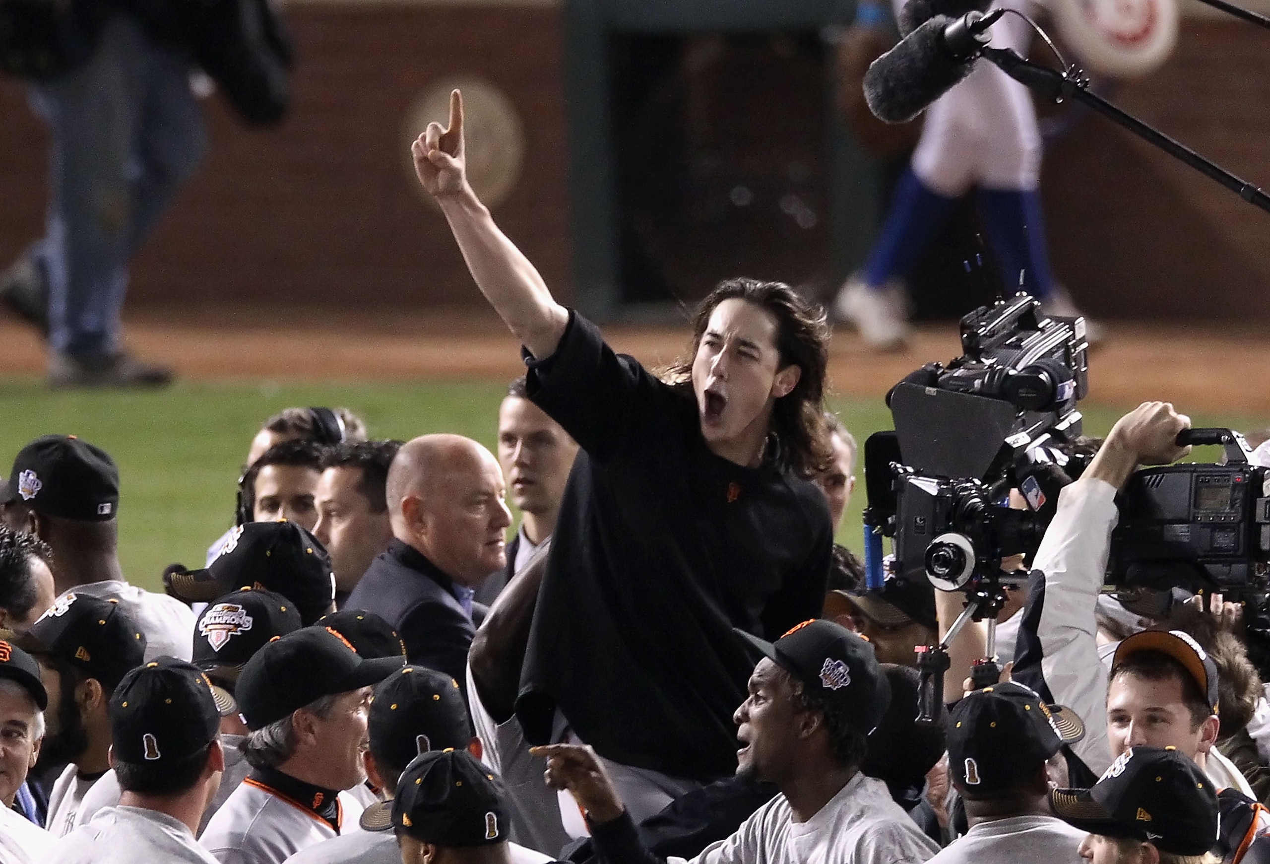 ARLINGTON, TX - NOVEMBER 01: Pitcher Tim Lincecum #55 of the San Francisco Giants and teammates celebrate defeating the Texas Rangers 3-1 to win the 2010 MLB World Series at Rangers Ballpark in Arlington on November 1, 2010 in Arlington, Texas. (Photo b ARLINGTON, TX - NOVEMBER 01: Pitcher Tim Lincecum #55 of the San Francisco Giants and teammates celebrate defeating the Texas Rangers 3-1 to win the 2010 MLB World Series at Rangers Ballpark in Arlington on November 1, 2010 in Arlington, Texas. (Photo b