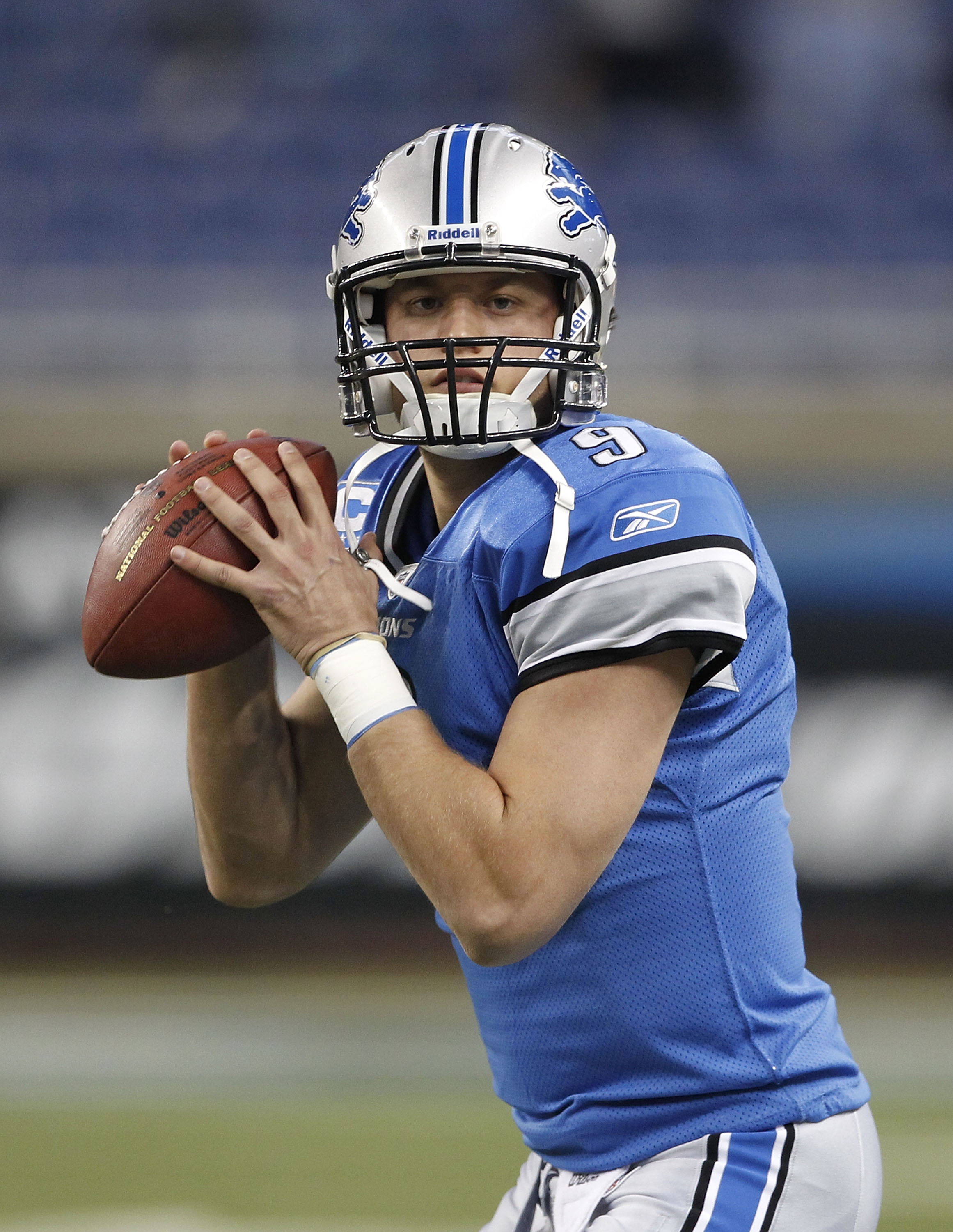 DETROIT - OCTOBER 31:  Matthew Stafford #9 of the Detroit Lions warms up prior to the start of the game against the Washington Redskins at Ford Field on October 31, 2010 in Detroit, Michigan.  (Photo by Leon Halip/Getty Images)