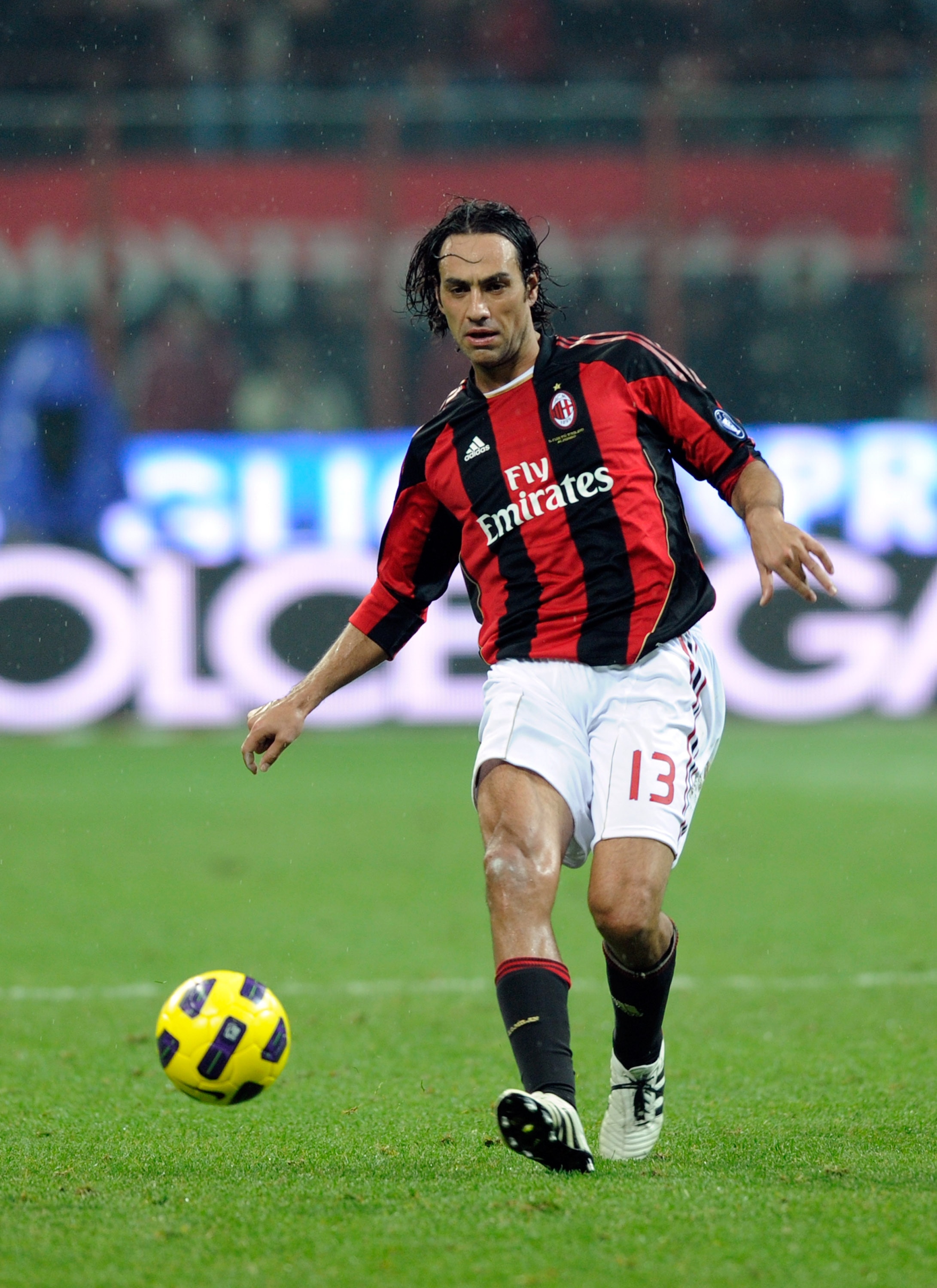 MILAN, ITALY - OCTOBER 30:  Alessandro Nesta of AC Milan during the Serie A match between Milan and Juventus at Stadio Giuseppe Meazza on October 30, 2010 in Milan, Italy.  (Photo by Claudio Villa/Getty Images)