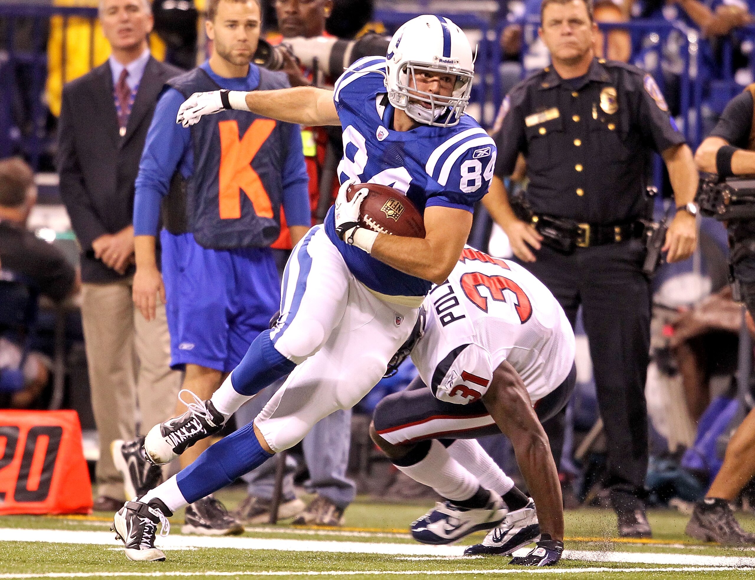 INDIANAPOLIS - NOVEMBER 01: Jacob Tamme #84 of Indianapolis Colts runs with the ball during the NFL game against the Houston Texans at Lucas Oil Stadium on November 1, 2010 in Indianapolis, Indiana. (Photo by Andy Lyons/Getty Images) INDIANAPOLIS - NOVEMBER 01: Jacob Tamme #84 of Indianapolis Colts runs with the ball during the NFL game against the Houston Texans at Lucas Oil Stadium on November 1, 2010 in Indianapolis, Indiana. (Photo by Andy Lyons/Getty Images)