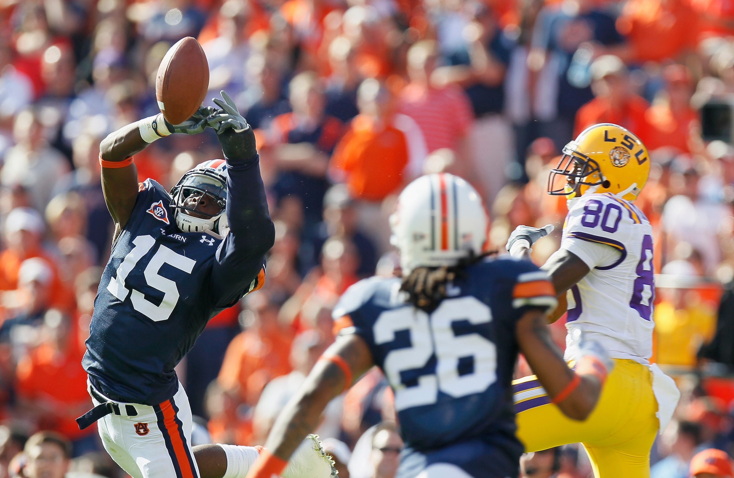 AUBURN, AL - OCTOBER 23: Neiko Thorpe #15 of the Auburn Tigers intercepts a pass intended for Terrence Toliver #80 of the LSU Tigers at Jordan-Hare Stadium on October 23, 2010 in Auburn, Alabama. (Photo by Kevin C. Cox/Getty Images) AUBURN, AL - OCTOBER 23: Neiko Thorpe #15 of the Auburn Tigers intercepts a pass intended for Terrence Toliver #80 of the LSU Tigers at Jordan-Hare Stadium on October 23, 2010 in Auburn, Alabama. (Photo by Kevin C. Cox/Getty Images)