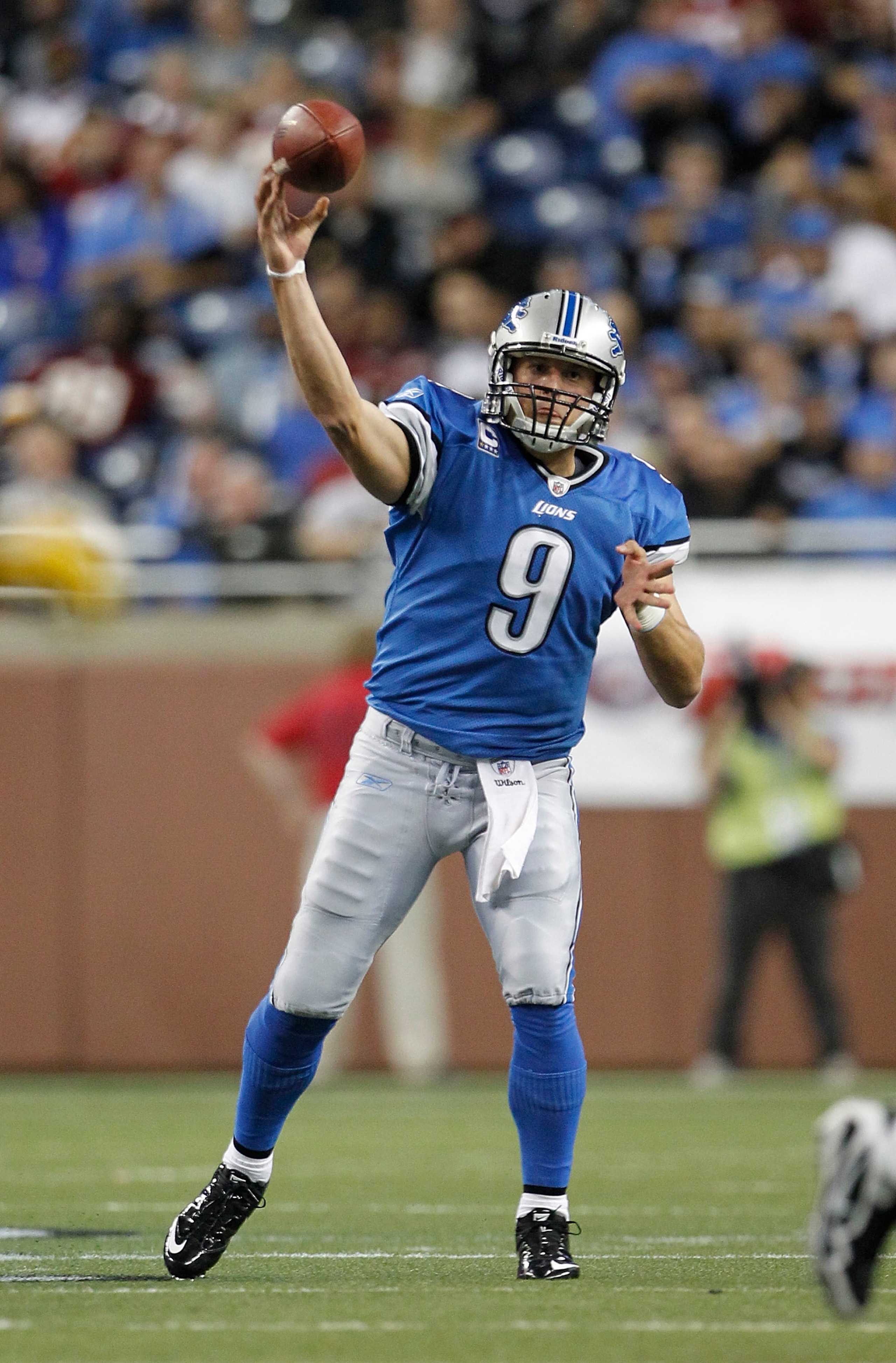 DETROIT - OCTOBER 31: Matthew Stafford #9 of the Detroit Lions drops back to pass during the fourth quarter of the game against the Washington Redskins at Ford Field on October 31, 2010 in Detroit, Michigan. The Lions defeated the Redskins 37-25. (Photo DETROIT - OCTOBER 31: Matthew Stafford #9 of the Detroit Lions drops back to pass during the fourth quarter of the game against the Washington Redskins at Ford Field on October 31, 2010 in Detroit, Michigan. The Lions defeated the Redskins 37-25. (Photo