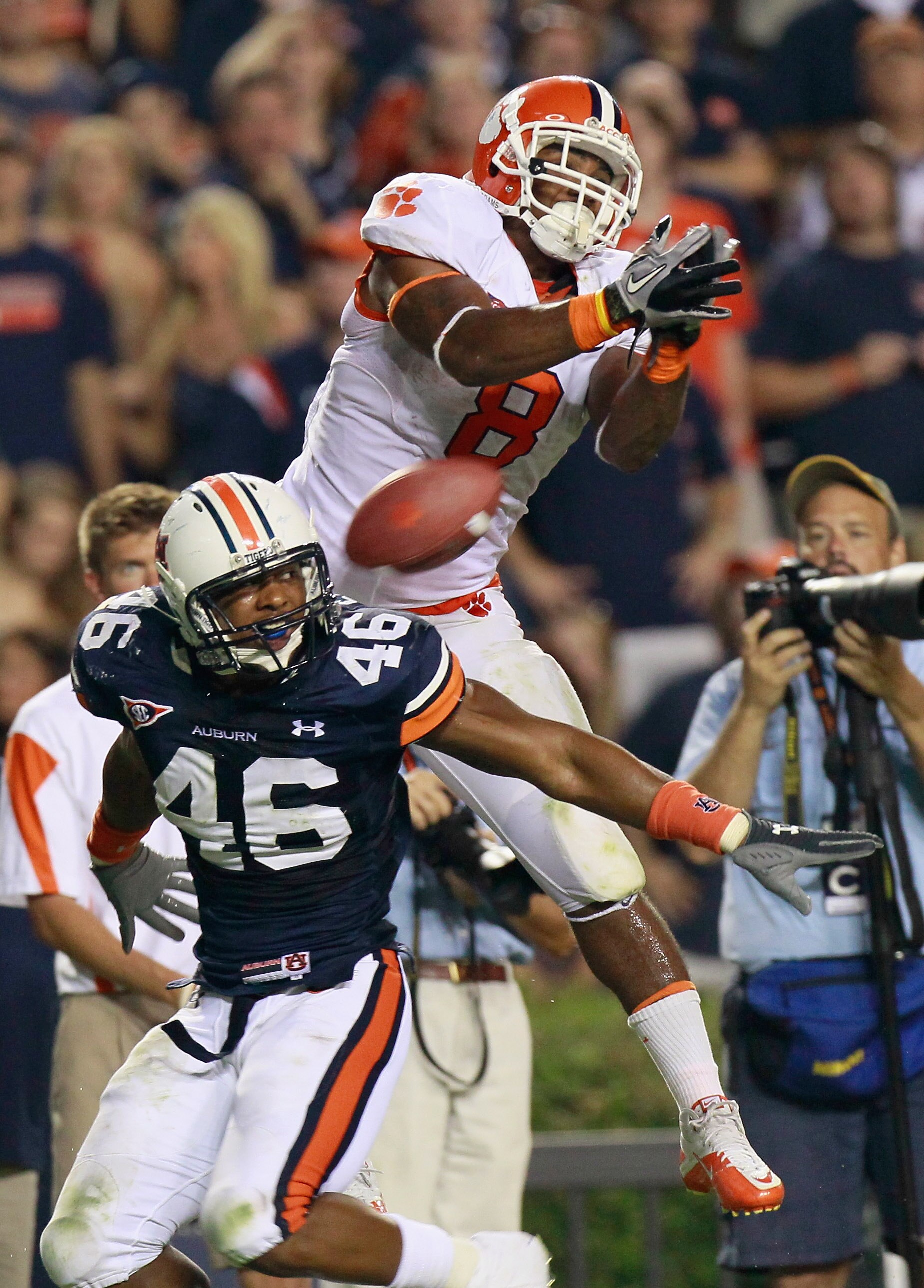 AUBURN, AL - SEPTEMBER 18:  Jamie Harper #8 of the Clemson Tigers fails to pull in this reception against Craig Stevens #46 of the Auburn Tigers at Jordan-Hare Stadium on September 18, 2010 in Auburn, Alabama.  (Photo by Kevin C. Cox/Getty Images)