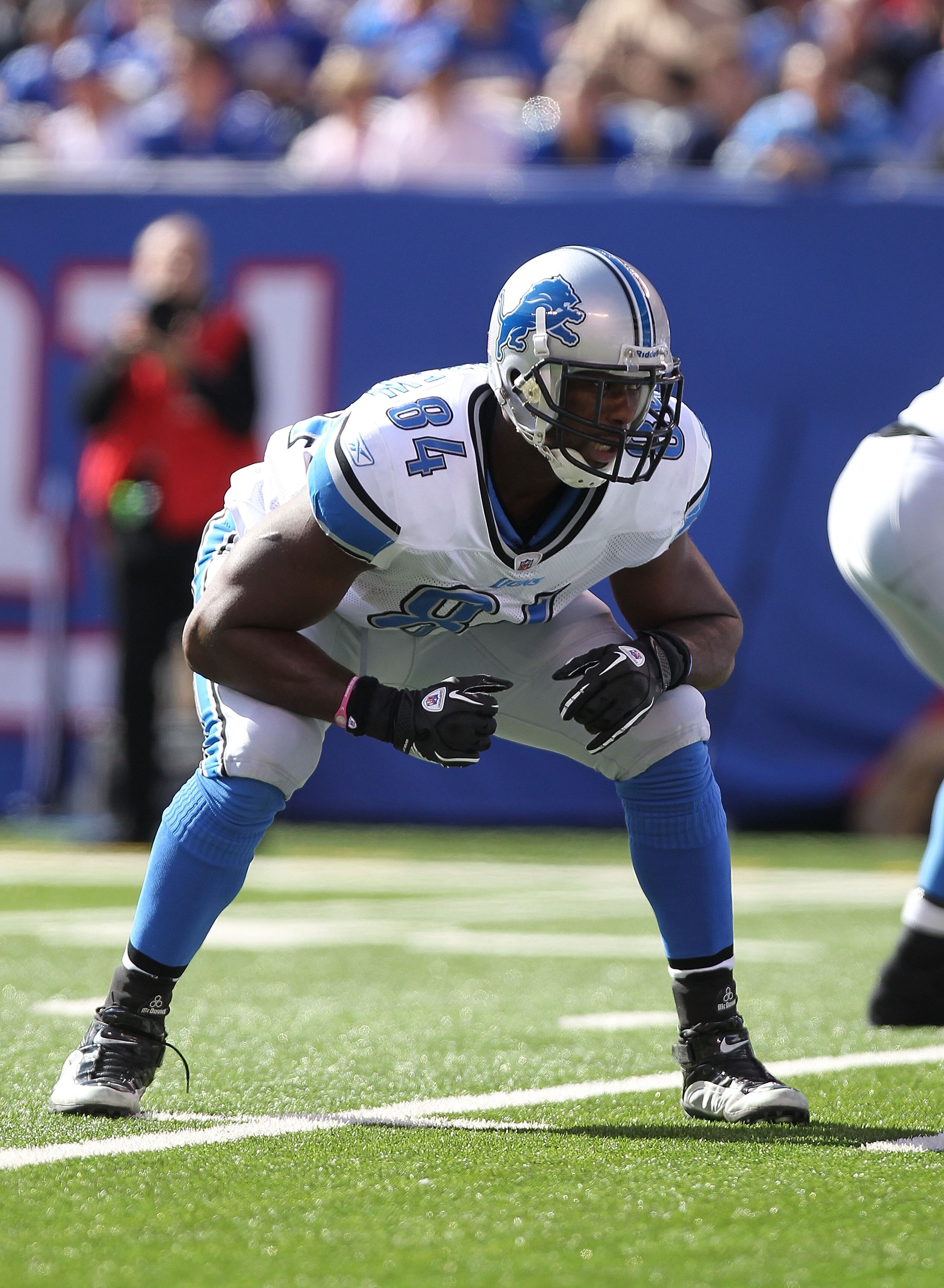 EAST RUTHERFORD, NJ - OCTOBER 17: Brandon Pettigrew #84 of the Detroit Lions at New Meadowlands Stadium on October 17, 2010 in East Rutherford, New Jersey.  (Photo by Nick Laham/Getty Images)