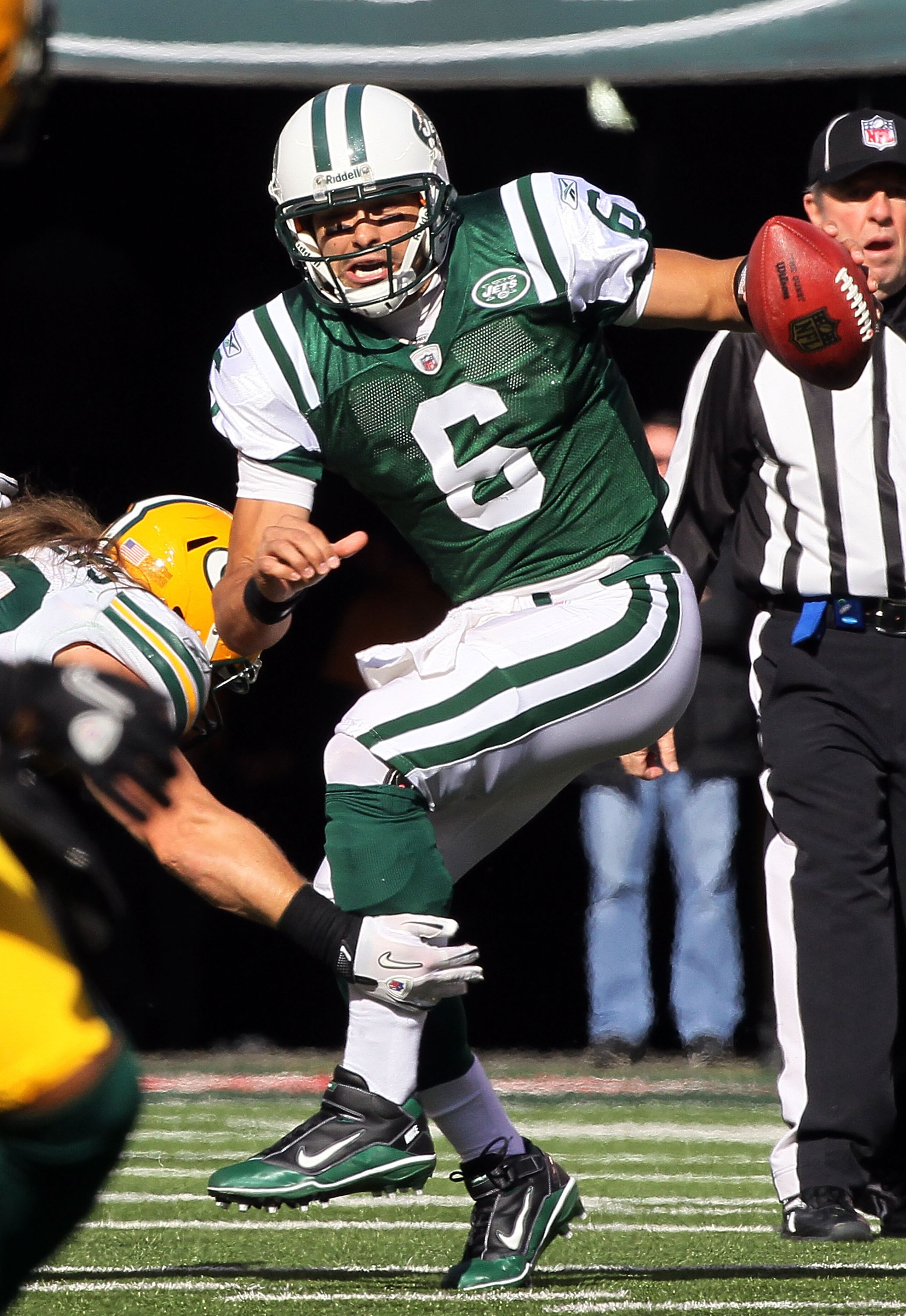 EAST RUTHERFORD, NJ - OCTOBER 31: Mark Sanchez #6 of the New York Jets scrambles against the Green Bay Packers on October 31, 2010 at the New Meadowlands Stadium in East Rutherford, New Jersey. (Photo by Jim McIsaac/Getty Images) EAST RUTHERFORD, NJ - OCTOBER 31: Mark Sanchez #6 of the New York Jets scrambles against the Green Bay Packers on October 31, 2010 at the New Meadowlands Stadium in East Rutherford, New Jersey. (Photo by Jim McIsaac/Getty Images)