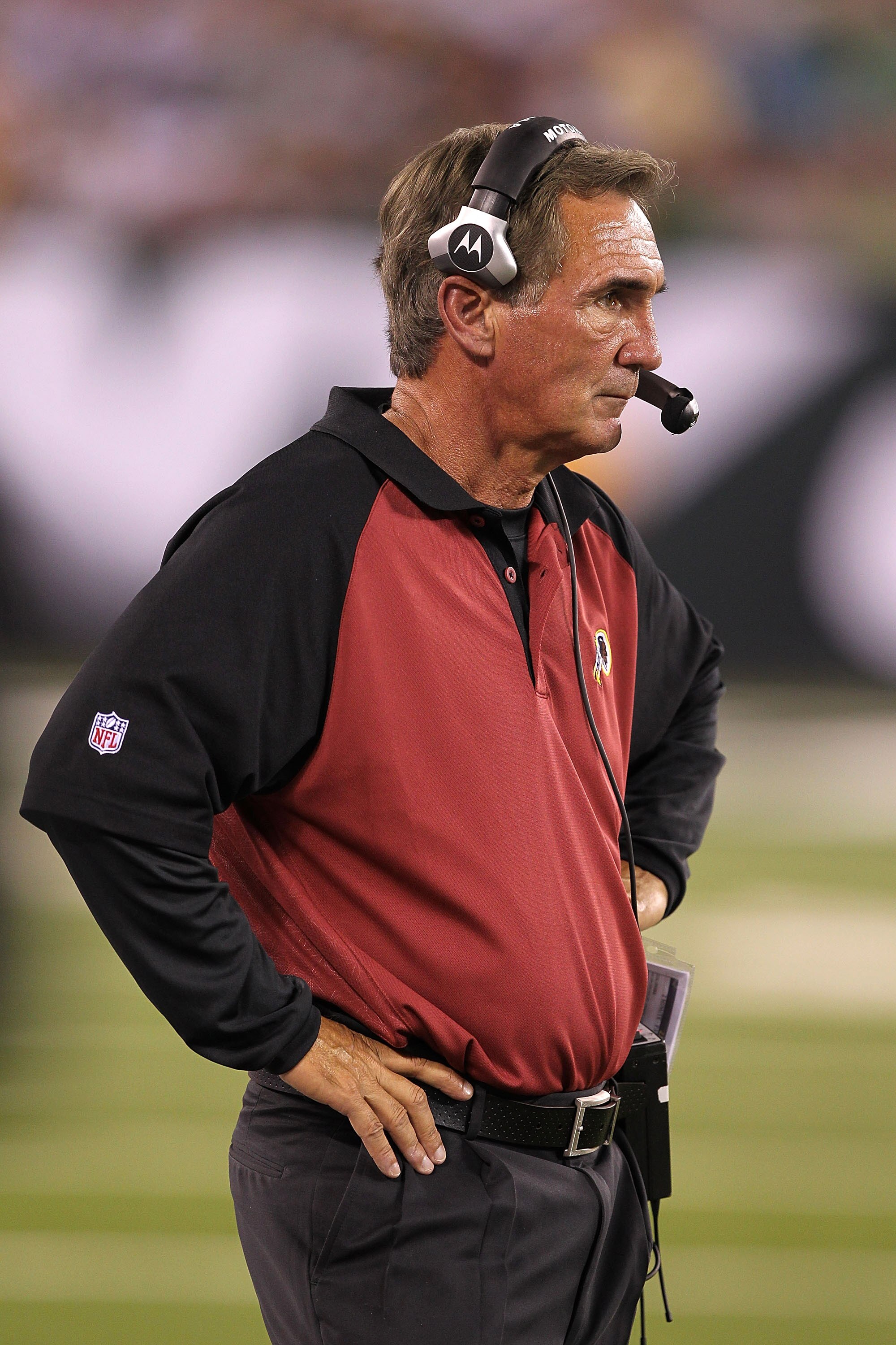 EAST RUTHERFORD, NJ - AUGUST 27:  Mike Shanahan, Head Coach of the Washington Redskins  looks on during their preseason game against the New York Jets on August 27, 2010 at the New Meadowlands Stadium  in East Rutherford, New Jersey.  (Photo by Al Bello/G