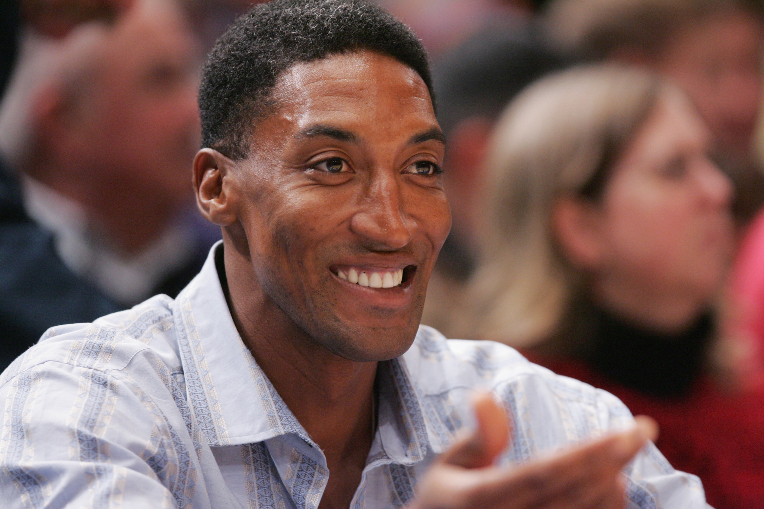 NEW YORK - JANUARY 17: Former Chicago Bulls Scottie Pippen cheers on from his seat during the New York Knicks on January 17, 2005 at Madison Square Garden in New York City. NOTE TO USER: User expressly acknowledges and agrees that, by downloading and/o NEW YORK - JANUARY 17: Former Chicago Bulls Scottie Pippen cheers on from his seat during the New York Knicks on January 17, 2005 at Madison Square Garden in New York City. NOTE TO USER: User expressly acknowledges and agrees that, by downloading and/o