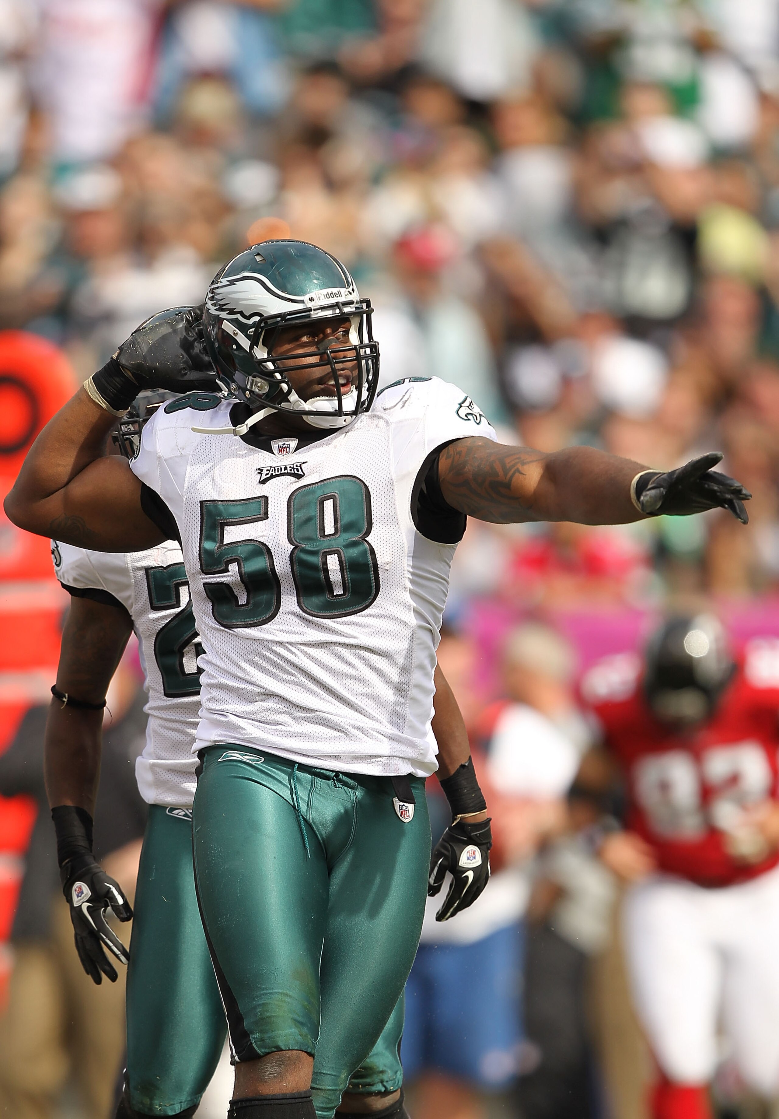 PHILADELPHIA - OCTOBER 17:  Trent Cole #58 of the Philadelphia Eagles celebrates a sack against Matt Ryan of the Atlanta Falcons during their game at Lincoln Financial Field on October 17, 2010 in Philadelphia, Pennsylvania.  (Photo by Al Bello/Getty Imag