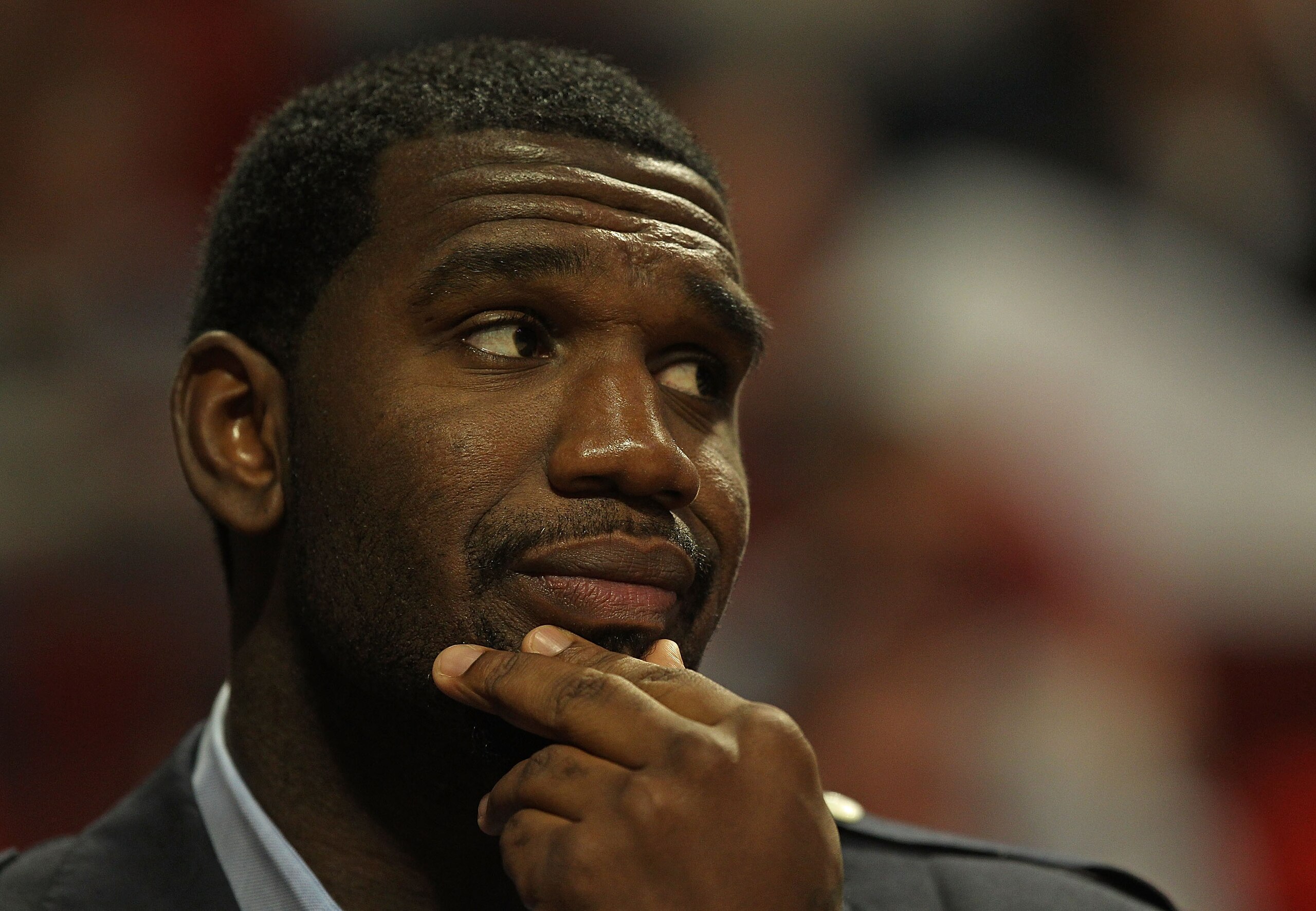 CHICAGO - NOVEMBER 01: Greg Oden #52 of the Portland Trail Blazers watches from the bench as his teammates take on the Chicago Bulls at the United Center on November 1, 2010 in Chicago, Illinois. The Bulls defeated the Trail Blazers 110-98. NOTE TO USER: CHICAGO - NOVEMBER 01: Greg Oden #52 of the Portland Trail Blazers watches from the bench as his teammates take on the Chicago Bulls at the United Center on November 1, 2010 in Chicago, Illinois. The Bulls defeated the Trail Blazers 110-98. NOTE TO USER: