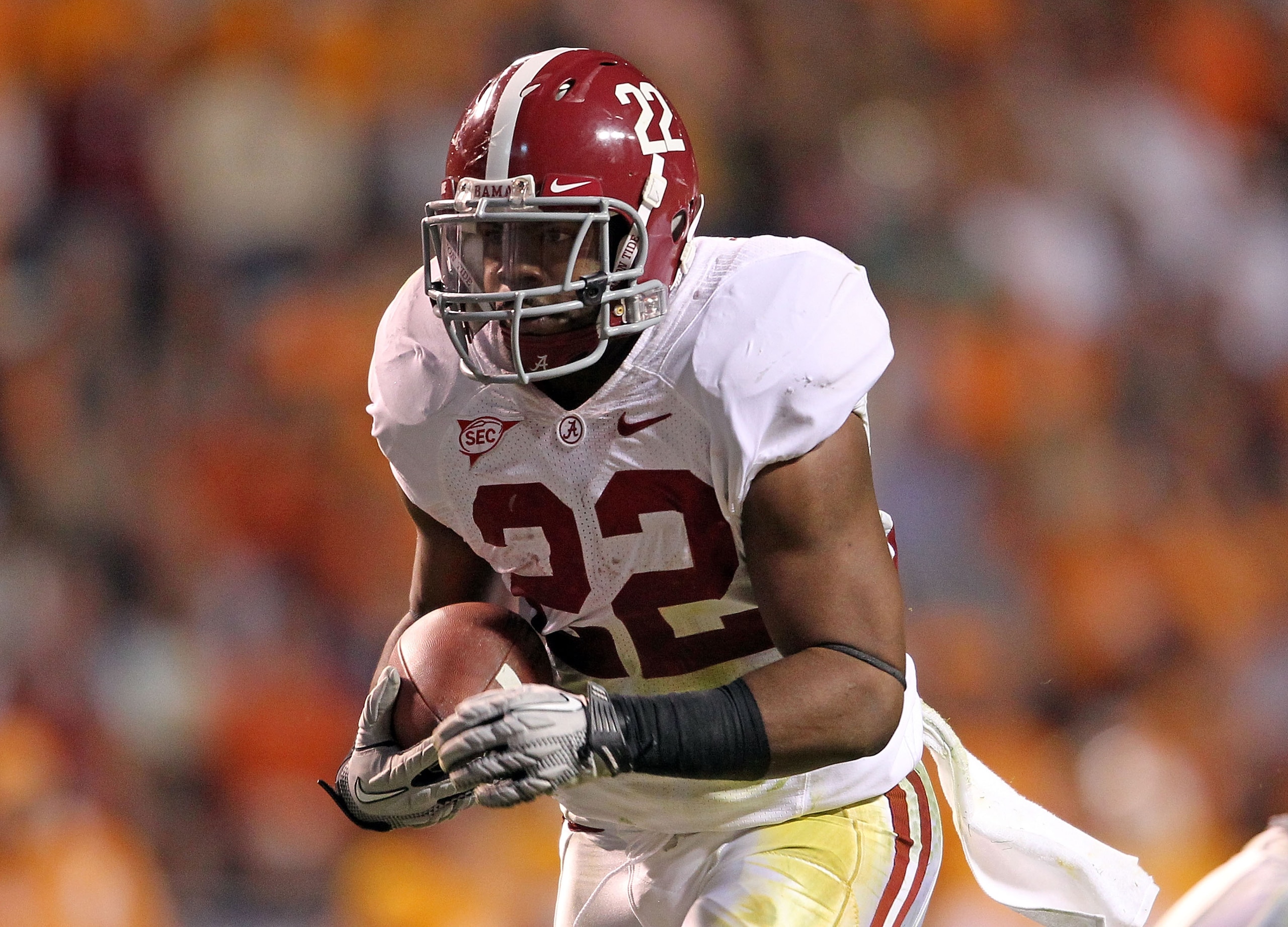 KNOXVILLE, TN - OCTOBER 23: Mark Ingram #22 of the Alabama Crimson Tide runs with the ball during the SEC game against the Tennessee Volunteers at Neyland Stadium on October 23, 2010 in Knoxville, Tennessee. (Photo by Andy Lyons/Getty Images) KNOXVILLE, TN - OCTOBER 23: Mark Ingram #22 of the Alabama Crimson Tide runs with the ball during the SEC game against the Tennessee Volunteers at Neyland Stadium on October 23, 2010 in Knoxville, Tennessee. (Photo by Andy Lyons/Getty Images)
