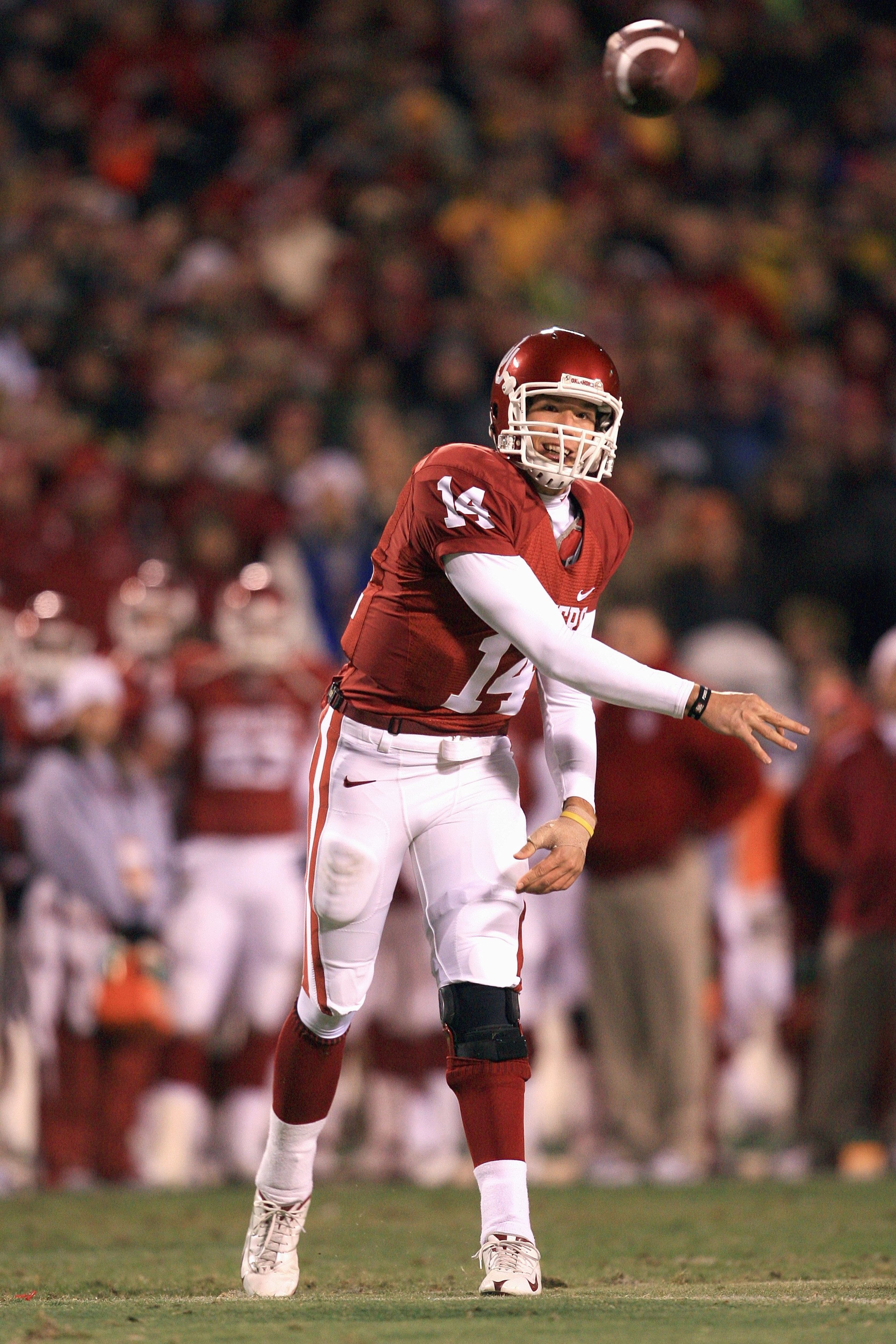 KANSAS CITY, MO - DECEMBER 06: Quarterback Sam Bradford #14 of the Oklahoma Sooners passes the ball during the game against the Missouri Tigers on December 6, 2008 at Arrowhead Stadium in Kansas City, Missouri. (Photo by Jamie Squire/Getty Images) KANSAS CITY, MO - DECEMBER 06: Quarterback Sam Bradford #14 of the Oklahoma Sooners passes the ball during the game against the Missouri Tigers on December 6, 2008 at Arrowhead Stadium in Kansas City, Missouri. (Photo by Jamie Squire/Getty Images)