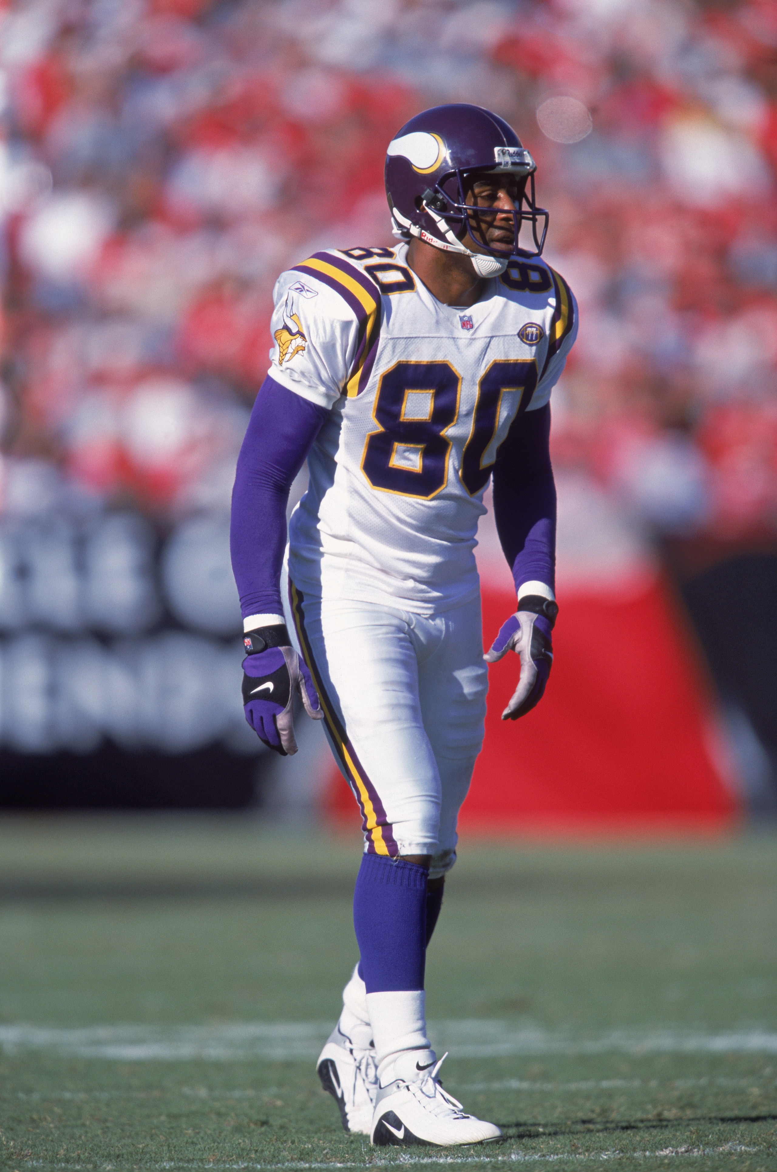 28 Oct 2001: Cris Carter #80 of the Minnesota Vikings gets ready to move at the snap during the game against the Tampa Bay Buccaneers at Raymond James Stadium in Tampa, Florida. The Buccaneers defeated the Vikings 41-14.Mandatory Credit: Andy Lyons/Alls 28 Oct 2001: Cris Carter #80 of the Minnesota Vikings gets ready to move at the snap during the game against the Tampa Bay Buccaneers at Raymond James Stadium in Tampa, Florida. The Buccaneers defeated the Vikings 41-14.Mandatory Credit: Andy Lyons/Alls
