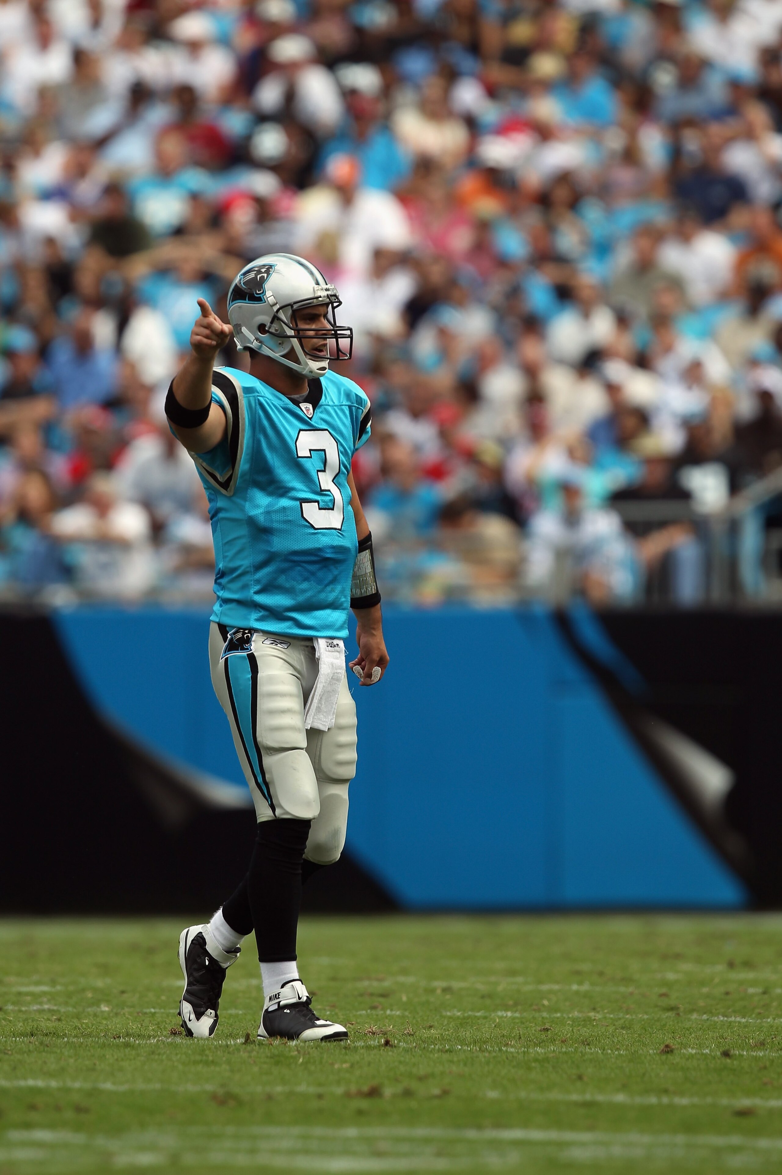 CHARLOTTE, NC - OCTOBER 24:  Matt Moore #3 of the Carolina Panthers against the San Francisco 49ers during their game at Bank of America Stadium on October 24, 2010 in Charlotte, North Carolina.  (Photo by Streeter Lecka/Getty Images)