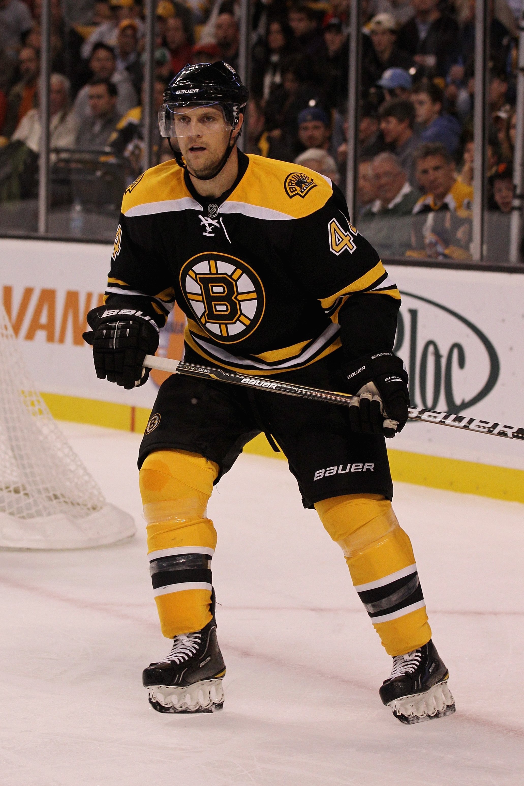 BOSTON - OCTOBER 21:  Dennis Seidenberg #44 of the Boston Bruins skates against the Washington Capitals at the TD Garden on October 21, 2010 in Boston, Massachusetts.  The Bruins won 4-1.  (Photo by Bruce Bennett/Getty Images)