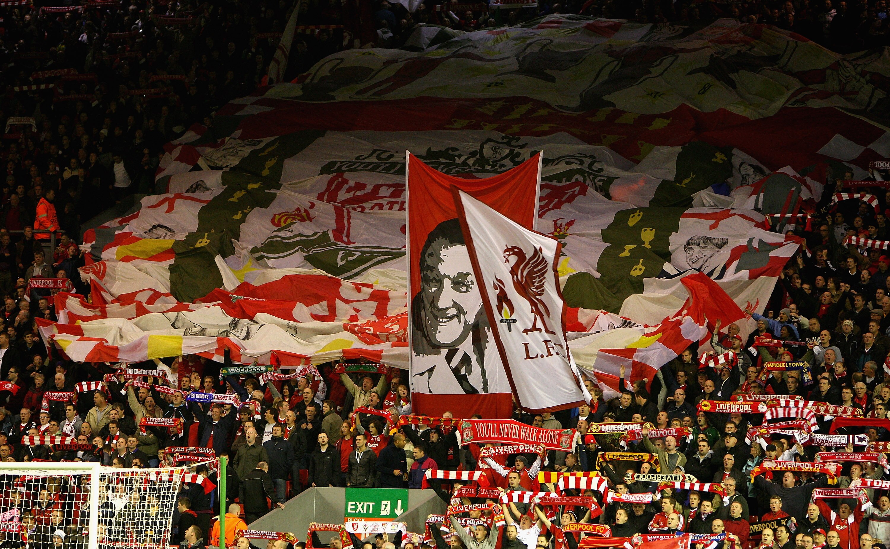 LIVERPOOL, ENGLAND - OCTOBER 20:  The Kop  during the UEFA Champions League Group E match between Liverpool and Lyon at Anfield on October 20, 2009 in Liverpool, England.  (Photo by Clive Brunskill/Getty Images)