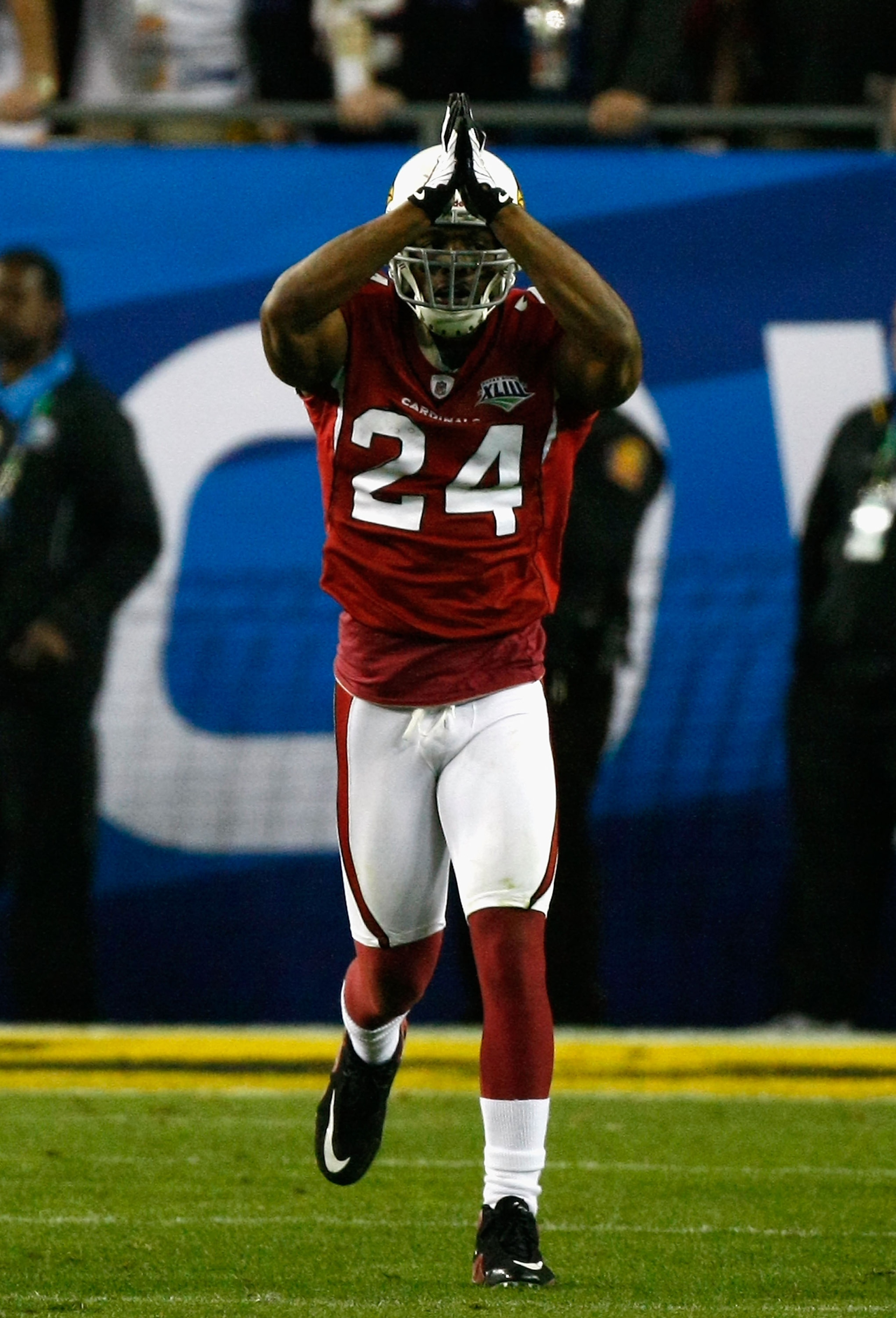 TAMPA, FL - FEBRUARY 01: Adrian Wilson #24 of the Arizona Cardinals celebrates after a saftey against the Pittsburgh Steelers during Super Bowl XLIII on February 1, 2009 at Raymond James Stadium in Tampa, Florida. (Photo by Win McNamee/Getty Images) TAMPA, FL - FEBRUARY 01: Adrian Wilson #24 of the Arizona Cardinals celebrates after a saftey against the Pittsburgh Steelers during Super Bowl XLIII on February 1, 2009 at Raymond James Stadium in Tampa, Florida. (Photo by Win McNamee/Getty Images)
