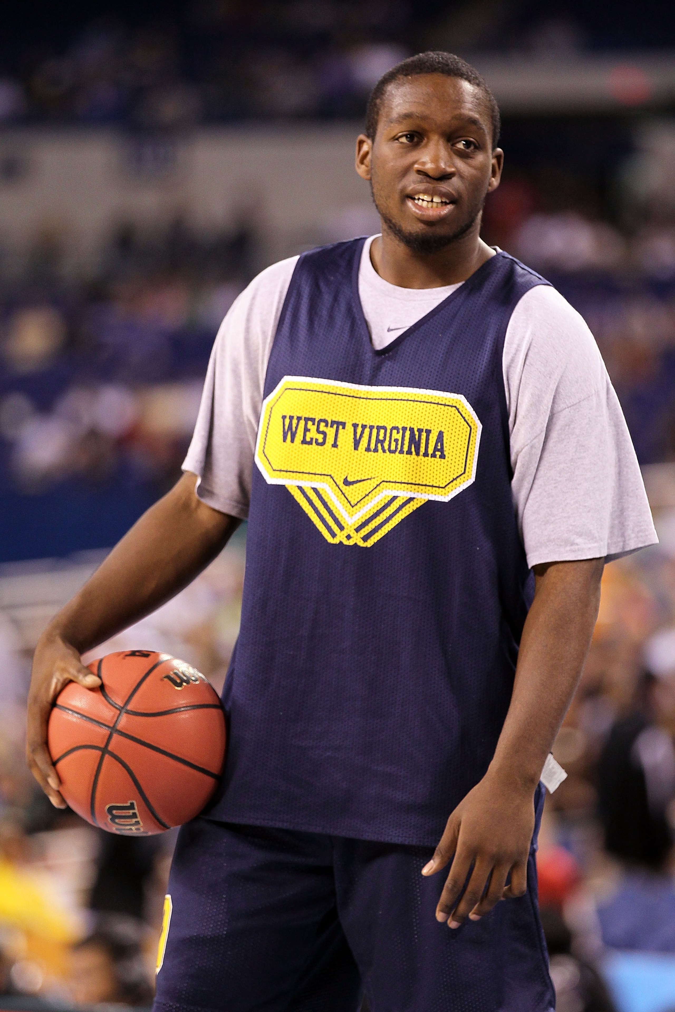 INDIANAPOLIS - APRIL 02:  Darryl Bryant #25 of the West Virginia Mountaineers looks on during practice prior to the 2010 Final Four of the NCAA Division I Men's Basketball Tournament at Lucas Oil Stadium on April 2, 2010 in Indianapolis, Indiana. Braynt i