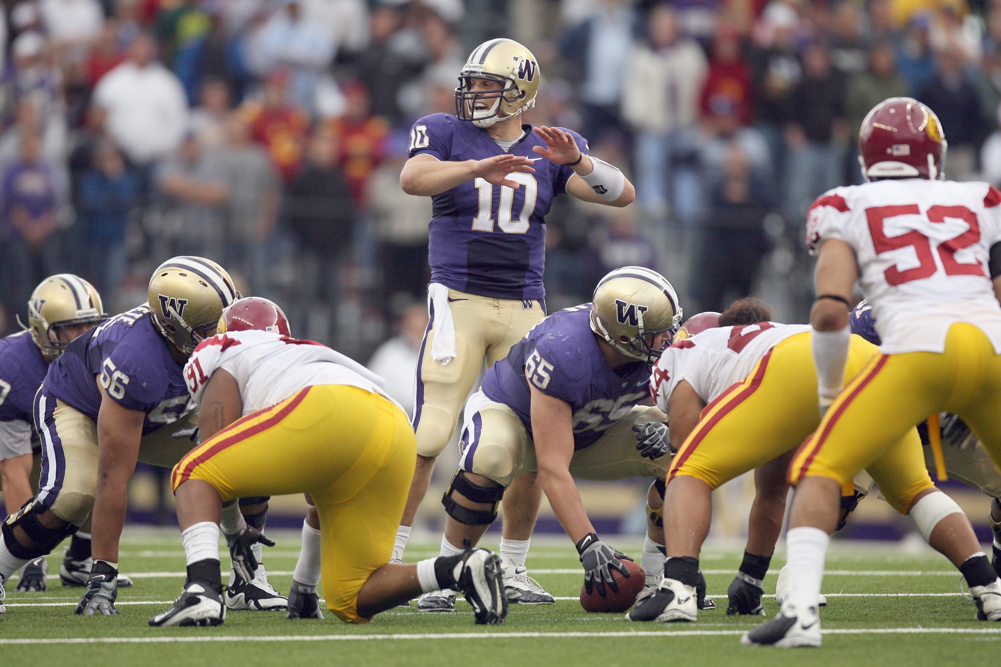 SEATTLE - SEPTEMBER 19:  Quarterback Jake Locker #10 of the Washington Huskies calls the play during the game against the USC Trojans on September 19, 2009 at Husky Stadium in Seattle, Washington. The Huskies defeated the Trojans 16-13. (Photo by Otto Gre