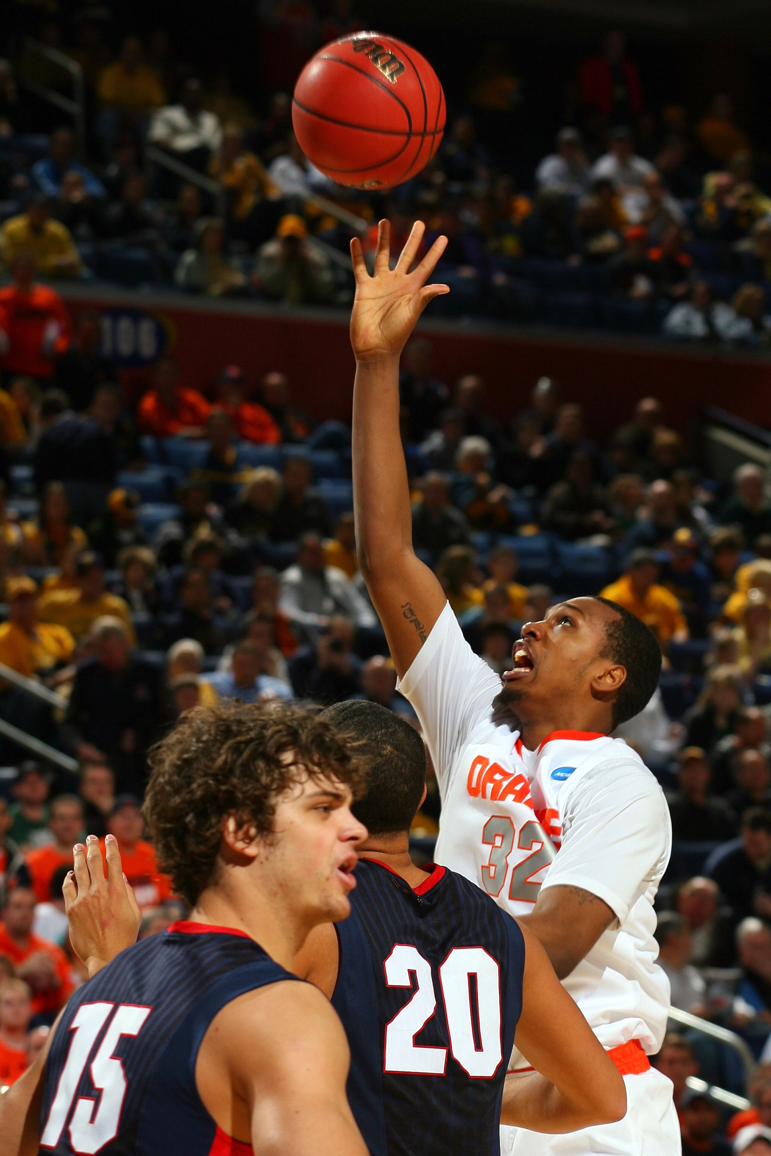 BUFFALO, NY - MARCH 21:  Kris Joseph #32 of the Syracuse Orange goes to the hoop against the Gonzaga Bulldogs during the second round of the 2010 NCAA men's basketball tournament at HSBC Arena at HSBC Arena on March 21, 2010 in Buffalo, New York.  (Photo 