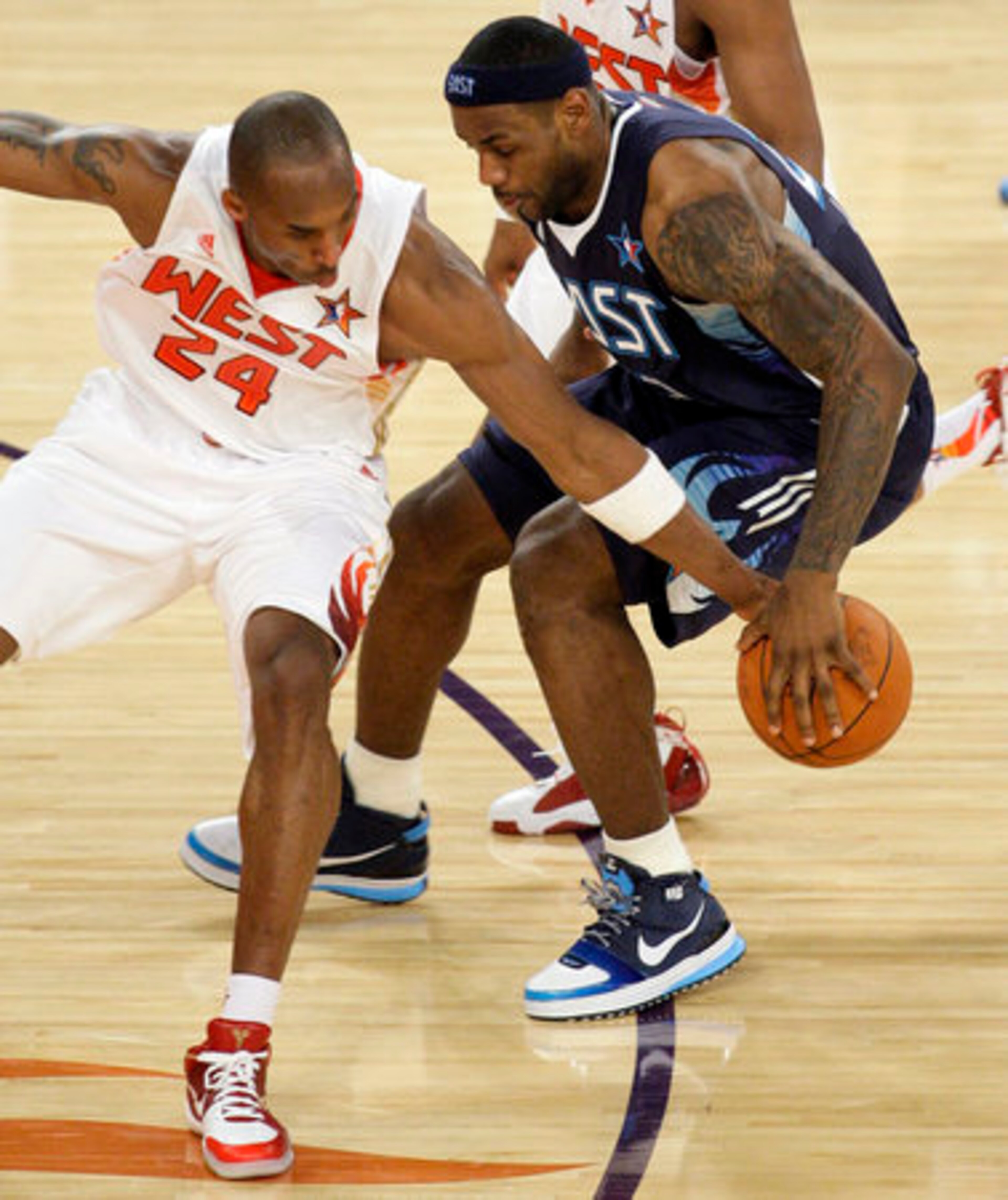 Kobe picks LBJ in All-Star Game