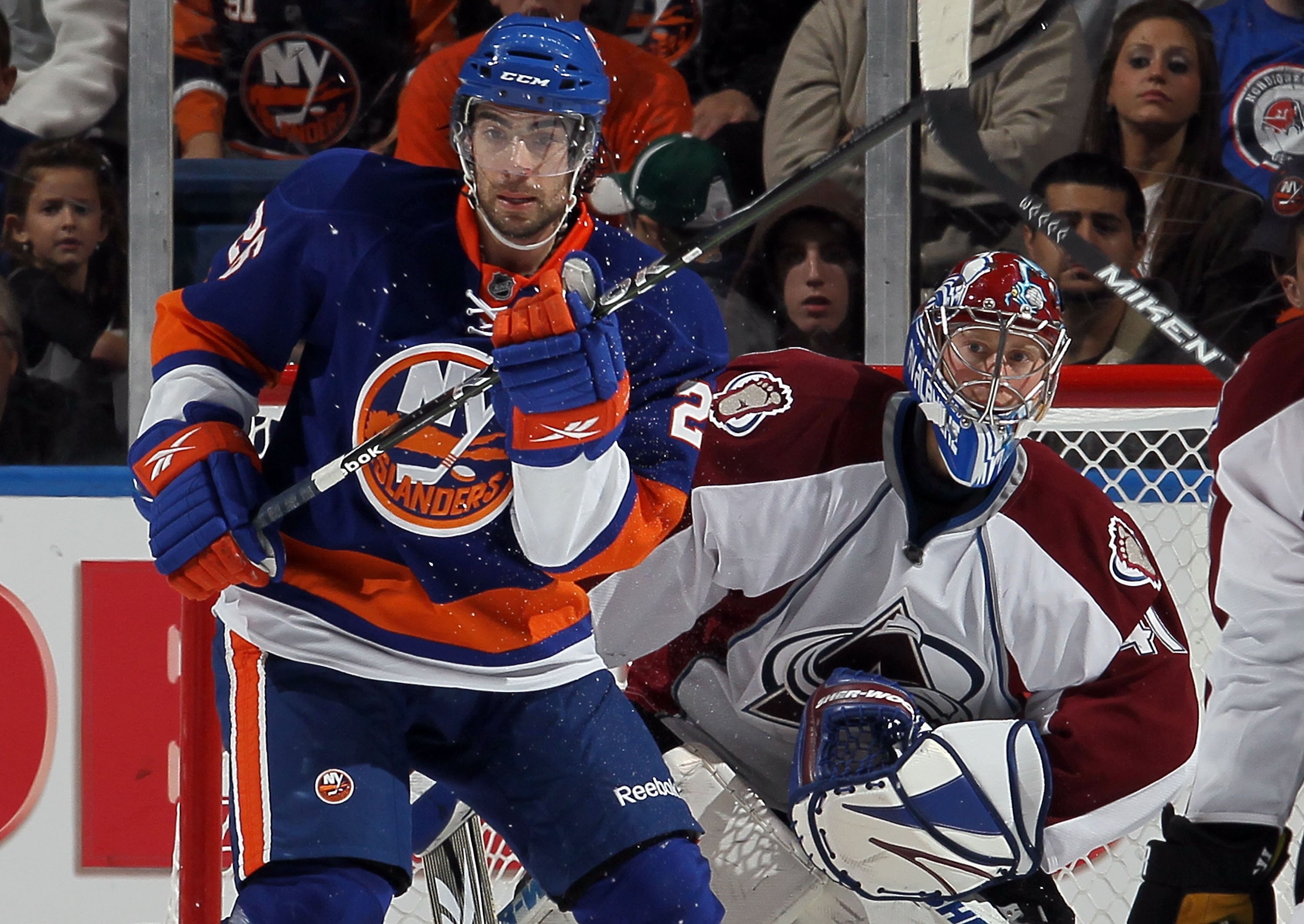 UNIONDALE, NY - OCTOBER 16:  Matt Moulson #26 of the New York Islanders skates against Craig Anderson #41 of the Colorado Avalanche on October 16, 2010 at Nassau Coliseum in Uniondale, New York.  (Photo by Jim McIsaac/Getty Images)