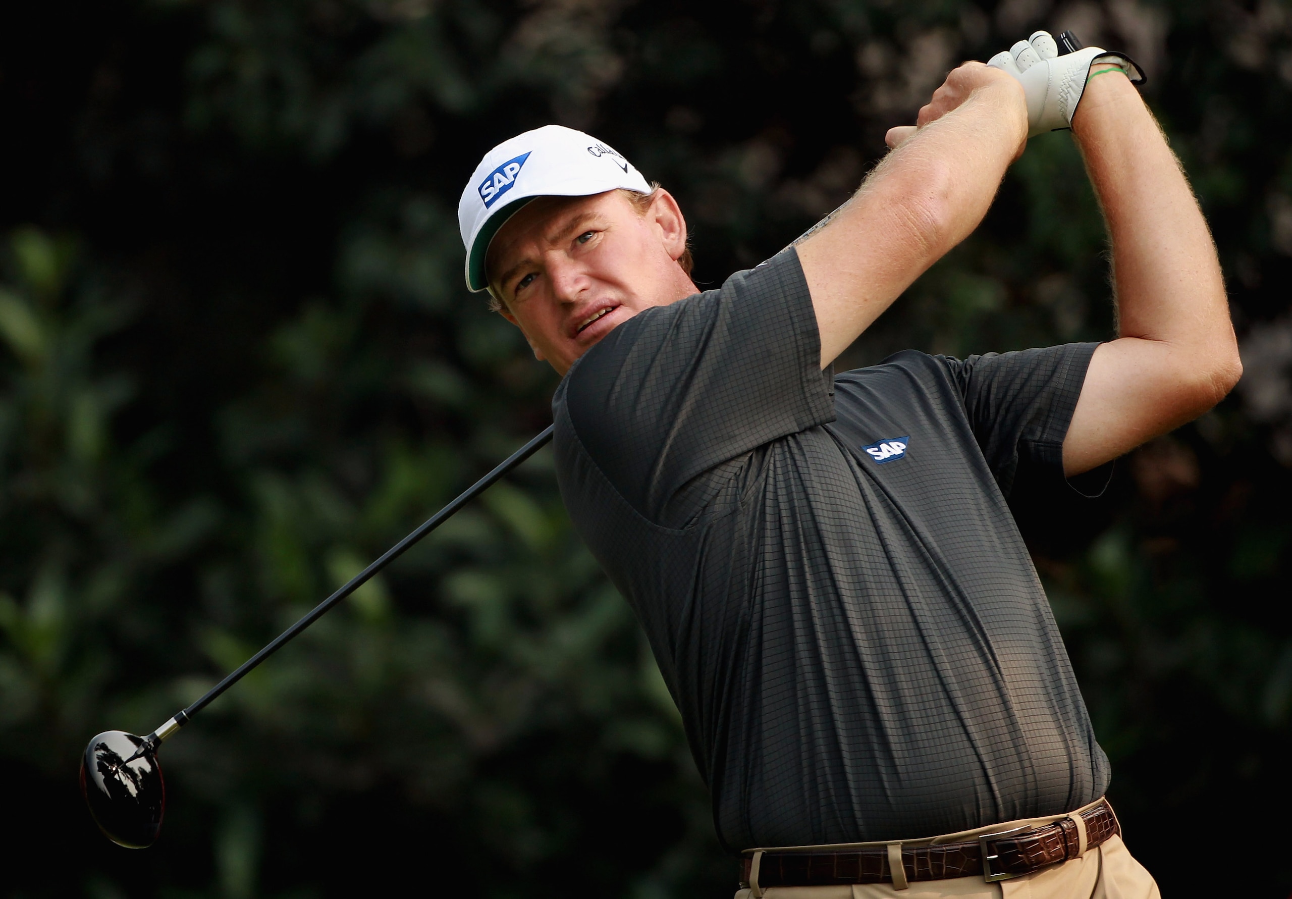 SHANGHAI, CHINA - NOVEMBER 07:  Ernie Els of South Africa hits his tee-shot on the fifth hole during the final round of the WGC- HSBC Champions at Sheshan International Golf Club on November 7, 2010 in Shanghai, China.  (Photo by Andrew Redington/Getty Im