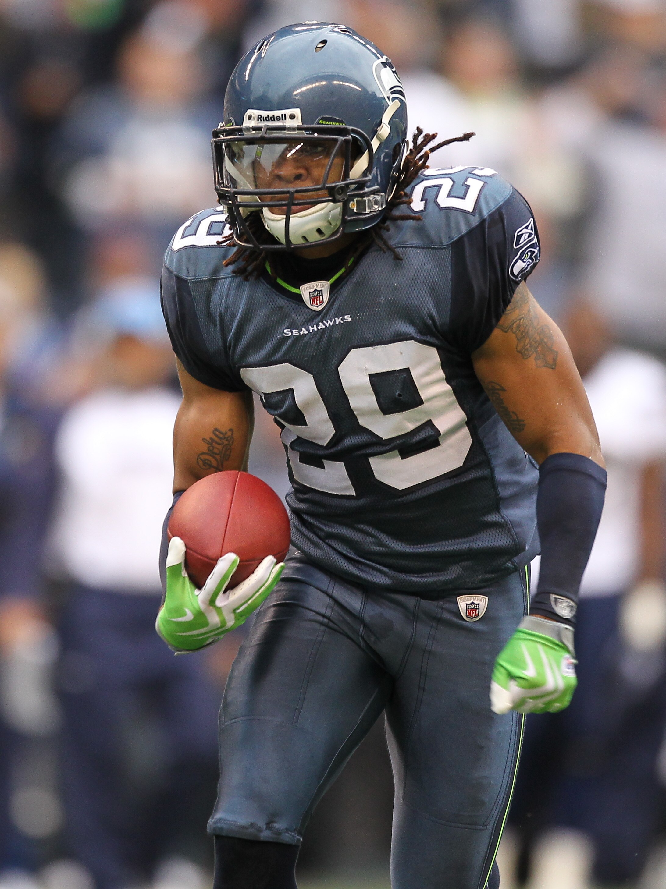 SEATTLE - SEPTEMBER 26:  Earl Thomas #29 of the Seattle Seahawks returns an interception against the San Diego Chargers at Qwest Field on September 26, 2010 in Seattle, Washington. The Seahawks defeated the Chargers 27-20. (Photo by Otto Greule Jr/Getty I