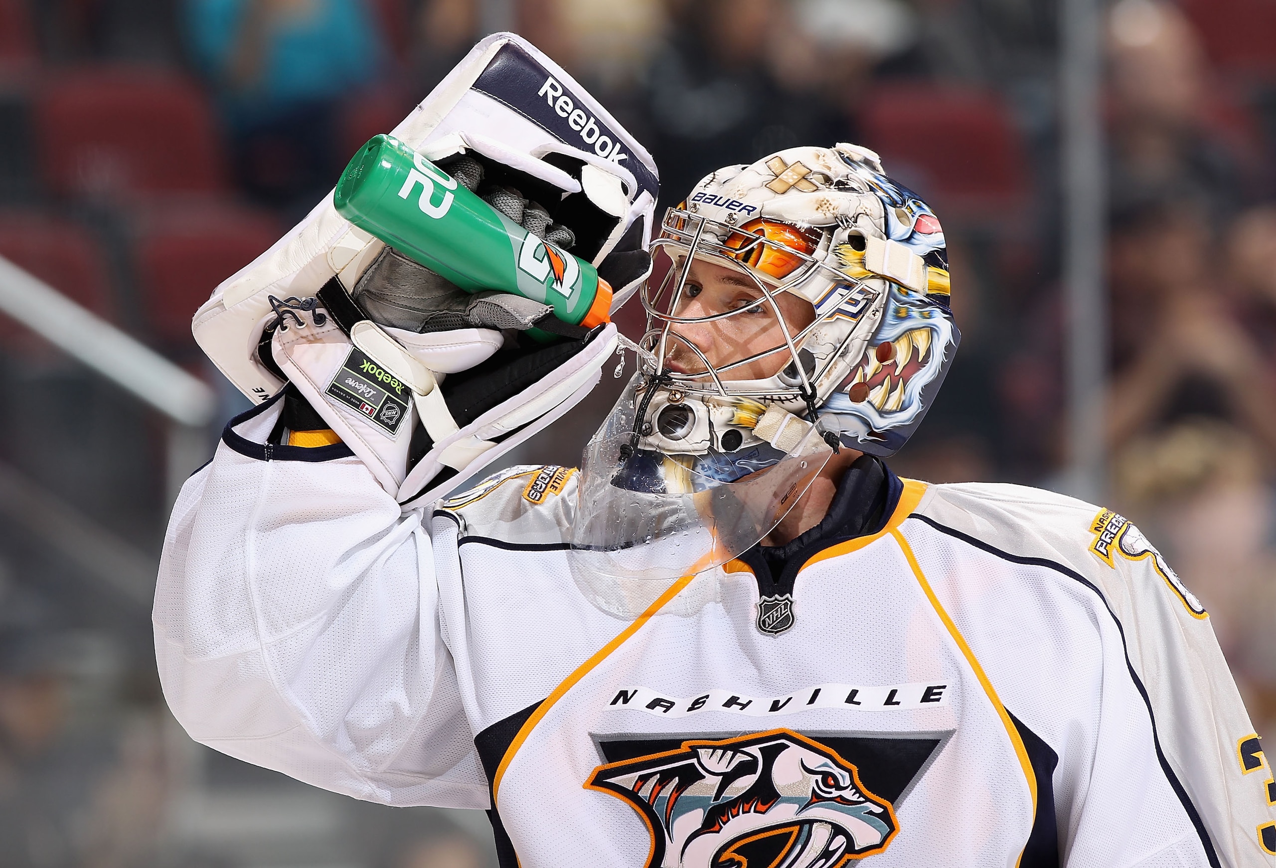 GLENDALE, AZ - NOVEMBER 03: Goaltender Pekka Rinne #35 of the Nashville Predators drinks water from a gatorade bottle during the NHL game against the Phoenix Coyotes at Jobing.com Arena on November 3, 2010 in Glendale, Arizona. The Coyotes defeated the GLENDALE, AZ - NOVEMBER 03: Goaltender Pekka Rinne #35 of the Nashville Predators drinks water from a gatorade bottle during the NHL game against the Phoenix Coyotes at Jobing.com Arena on November 3, 2010 in Glendale, Arizona. The Coyotes defeated the