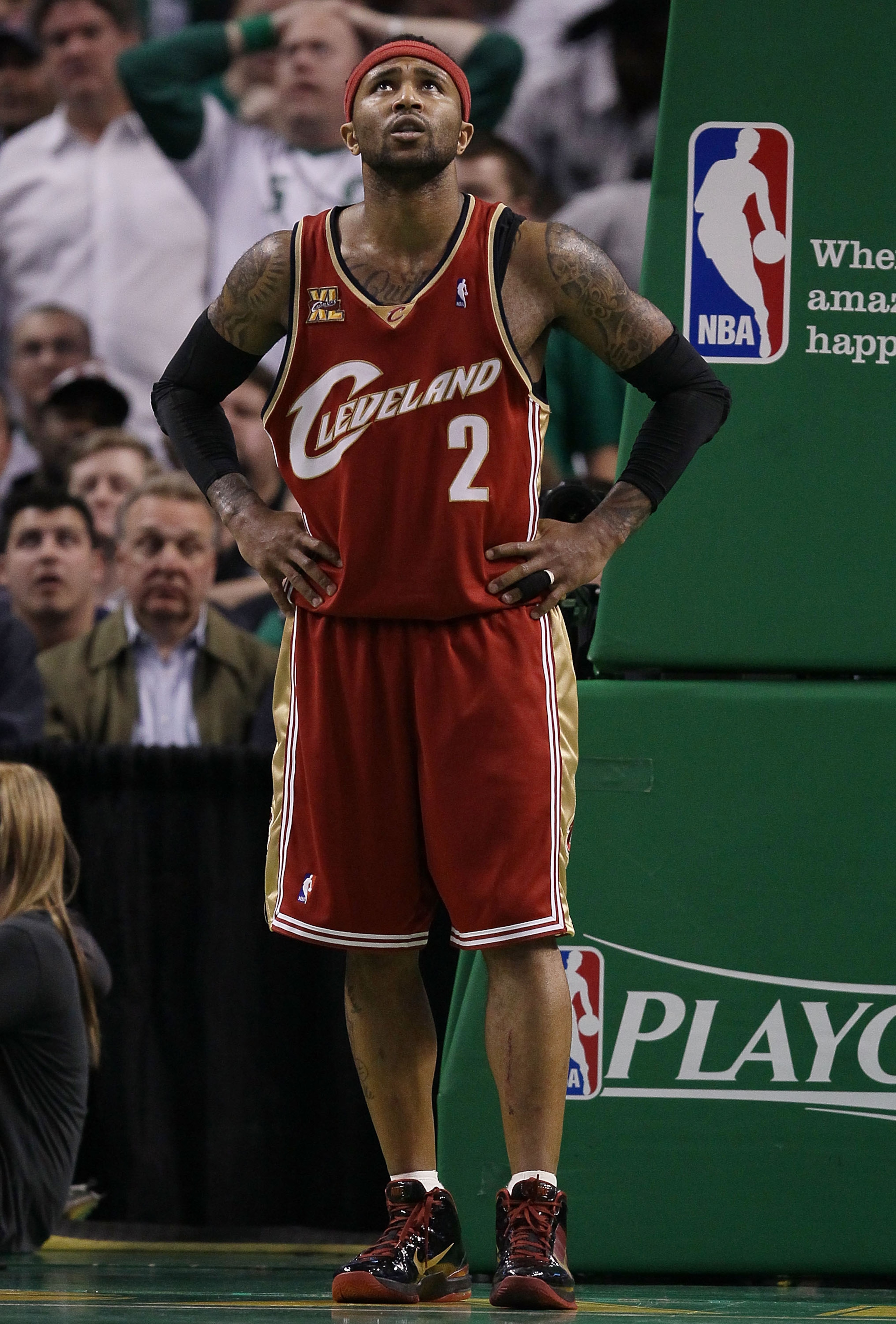 BOSTON - MAY 13: Mo Williams #2 of the Cleveland Cavaliers reacts after he is called for a foul in the fourth quarter against the Boston Celtics during Game Six of the Eastern Conference Semifinals of the 2010 NBA playoffs at TD Garden on May 13, 2010 in BOSTON - MAY 13: Mo Williams #2 of the Cleveland Cavaliers reacts after he is called for a foul in the fourth quarter against the Boston Celtics during Game Six of the Eastern Conference Semifinals of the 2010 NBA playoffs at TD Garden on May 13, 2010 in