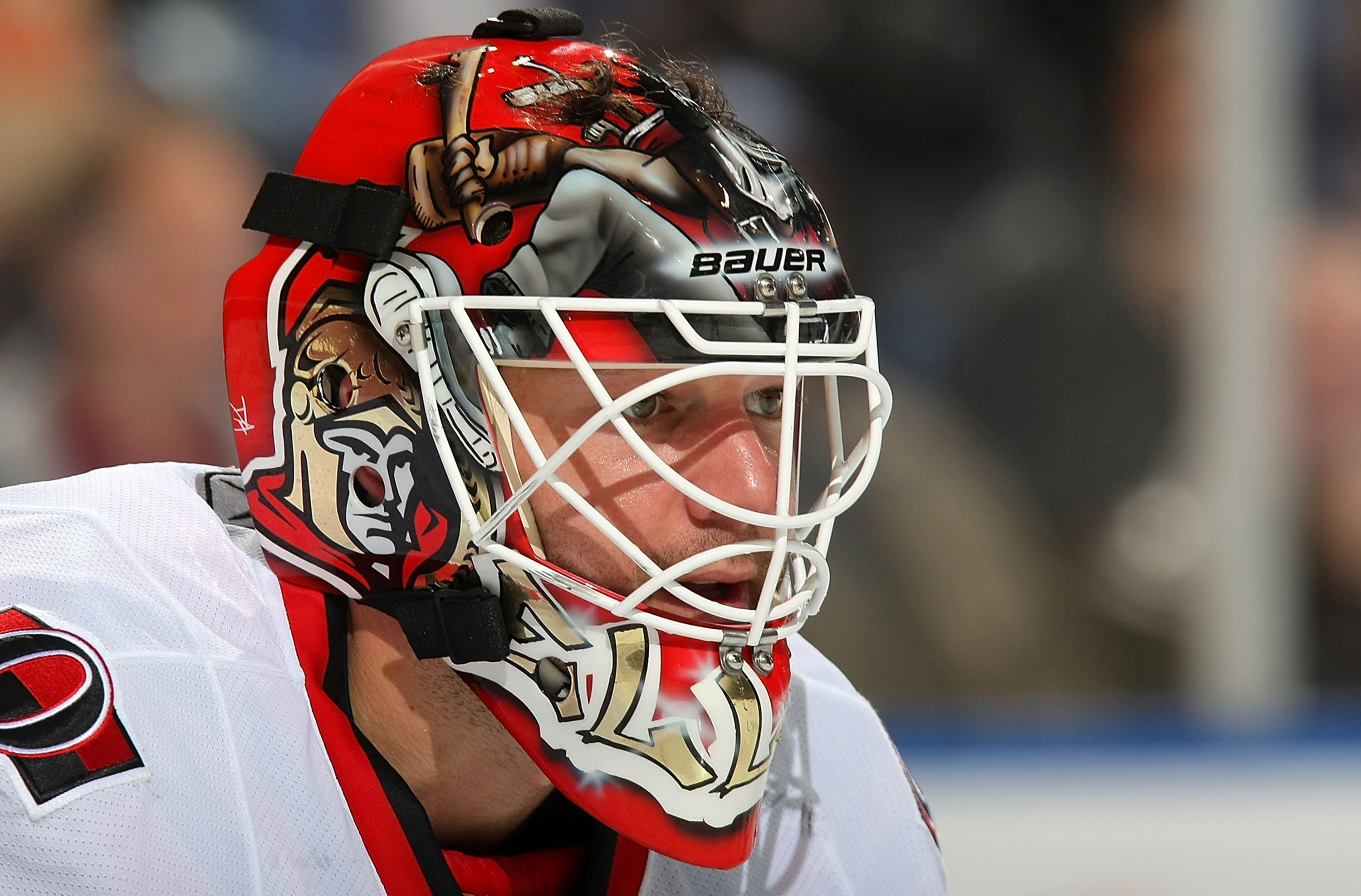 BUFFALO - OCTOBER 22:  Brian Elliot #30 of the Ottawa Senators prepares to face the Buffalo Sabres during their NHL game at HSBC Arena October 22, 2010 in Buffalo, New York.(Photo By Dave Sandford/Getty Images)