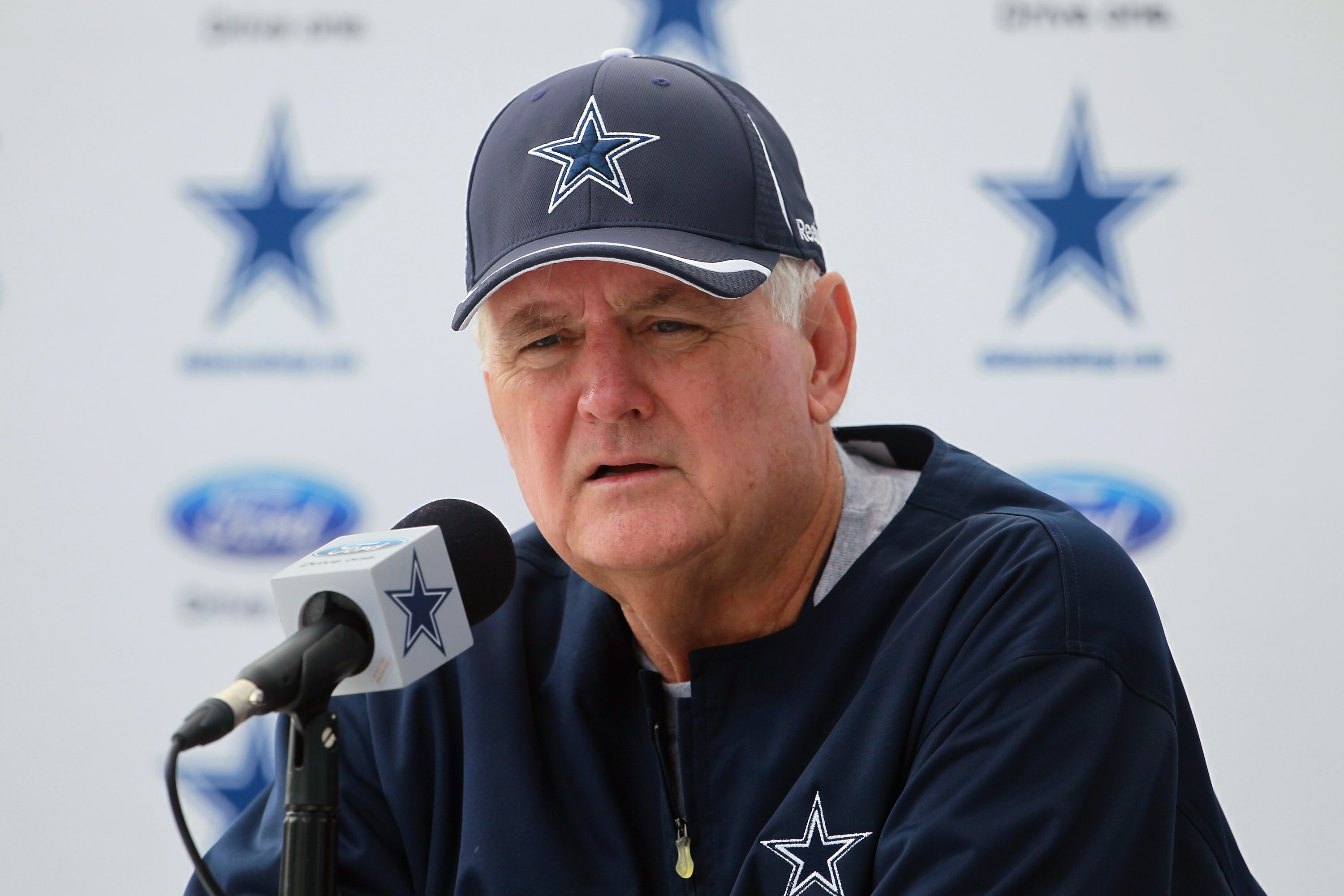 OXNARD, CA - AUGUST 14: Head coach Wade Phillips addresses the media during Dallas Cowboys Training Camp at the Marriott Residence Inn Oxnard River Ridge on August 14, 2010 in Oxnard, California. (Photo by Jeff Gross/Getty Images) OXNARD, CA - AUGUST 14: Head coach Wade Phillips addresses the media during Dallas Cowboys Training Camp at the Marriott Residence Inn Oxnard River Ridge on August 14, 2010 in Oxnard, California. (Photo by Jeff Gross/Getty Images)