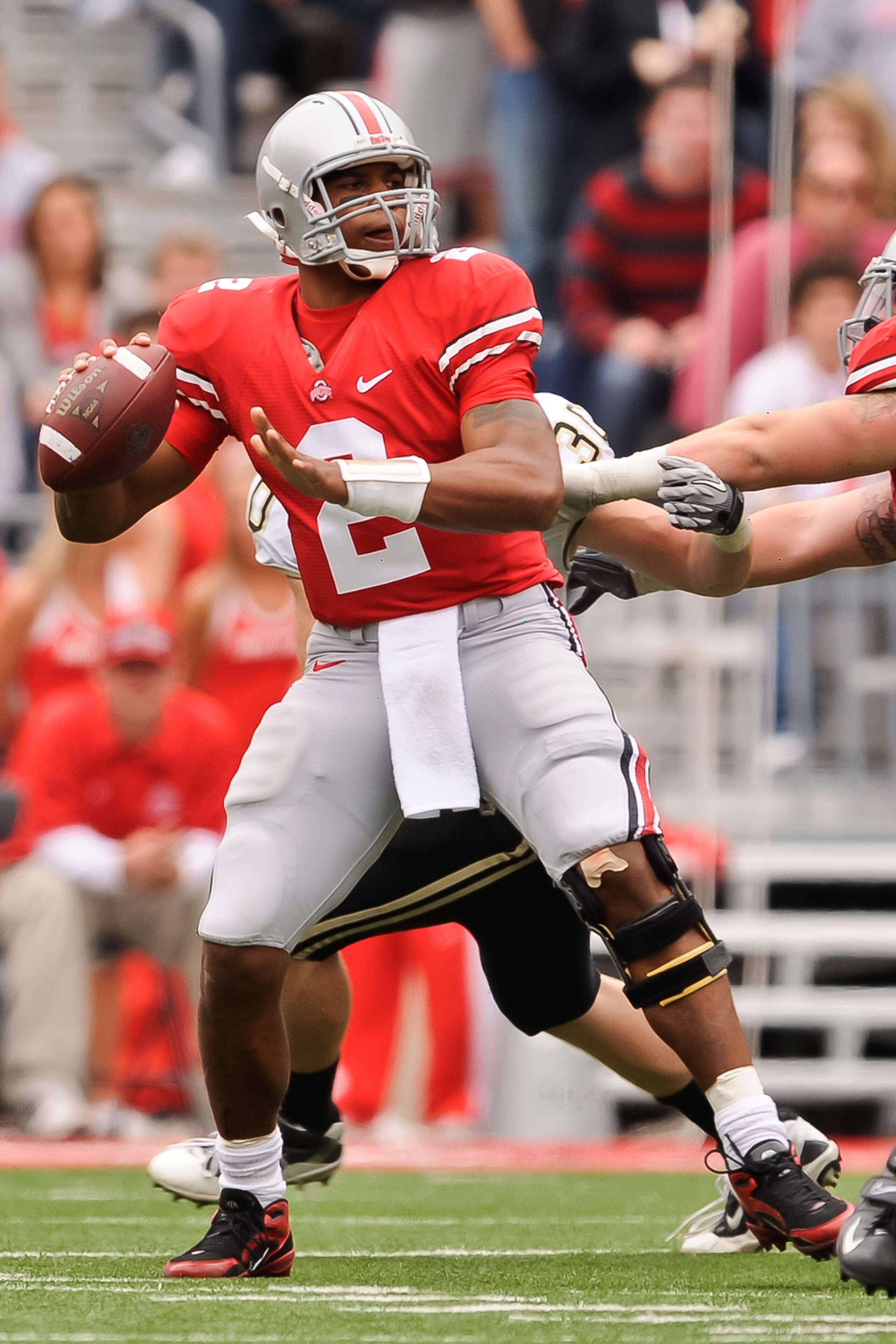 COLUMBUS, OH - OCTOBER 23:  Terrelle Pryor #2 of the Ohio State Buckeyes drops back to pass against the Purdue Boilermakers at Ohio Stadium on October 23, 2010 in Columbus, Ohio.  (Photo by Jamie Sabau/Getty Images)