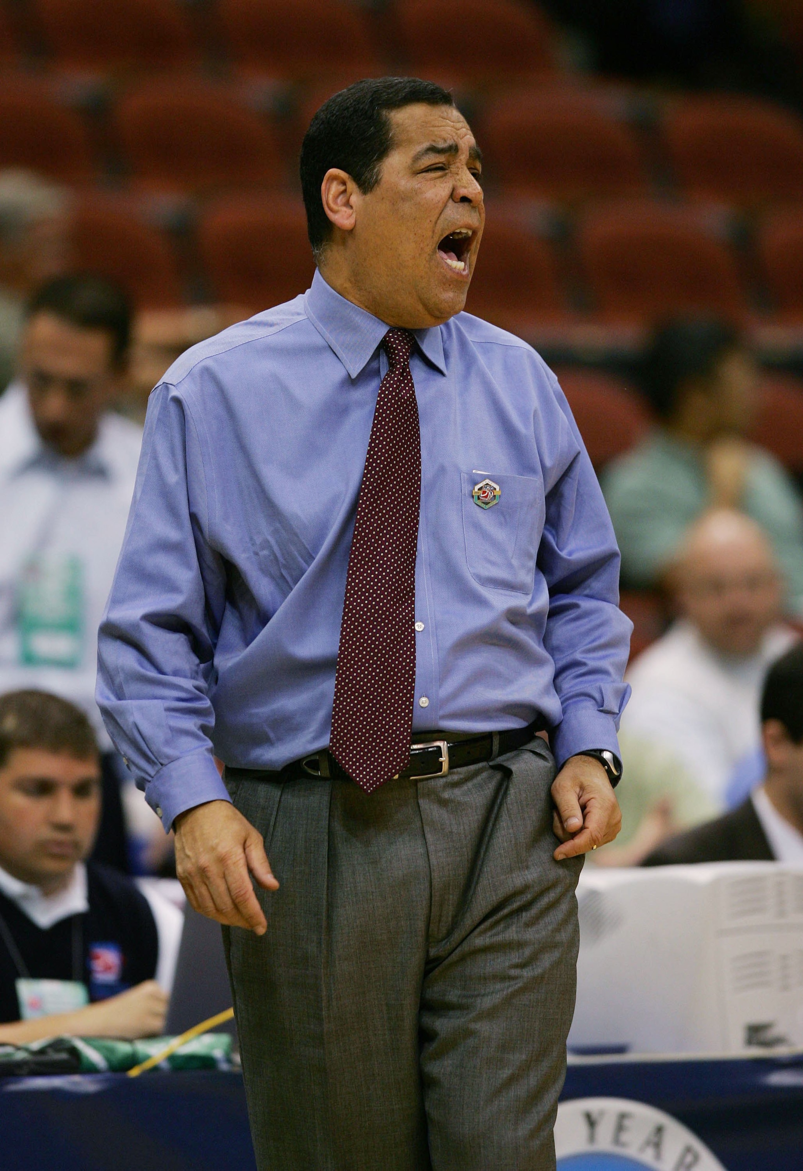 JACKSONVILLE, FL - MARCH 16:  Head coach Kelvin Sampson of the Oklahoma University Sooners yells during their game against the University of Wisconsin-Milwaukee Panthers during round one of the NCAA National Championship on March 16, 2006 at the Veterans
