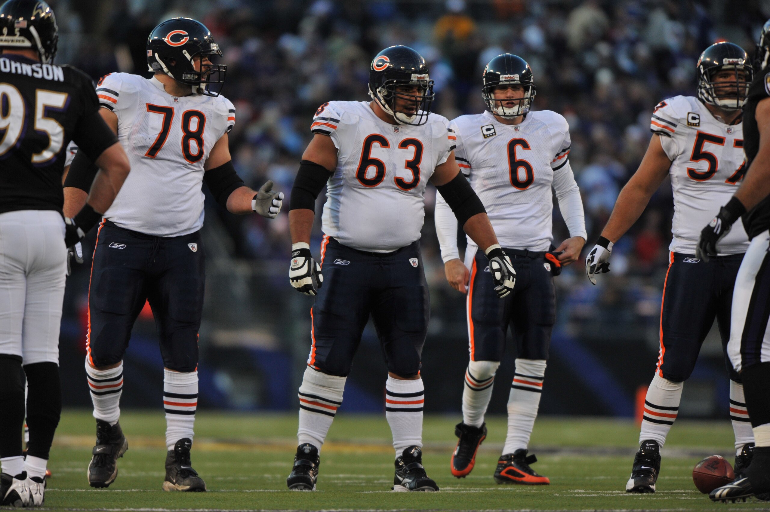 BALTIMORE - DECEMBER 20:  Roberto Garza of the Chicago Bears walks to the line of scrimmage during the game against the Baltimore Ravens at M&T Bank Stadium on December 20, 2009 in Baltimore, Maryland. The Ravens defeated the Bears 31-7. (Photo by Larry F