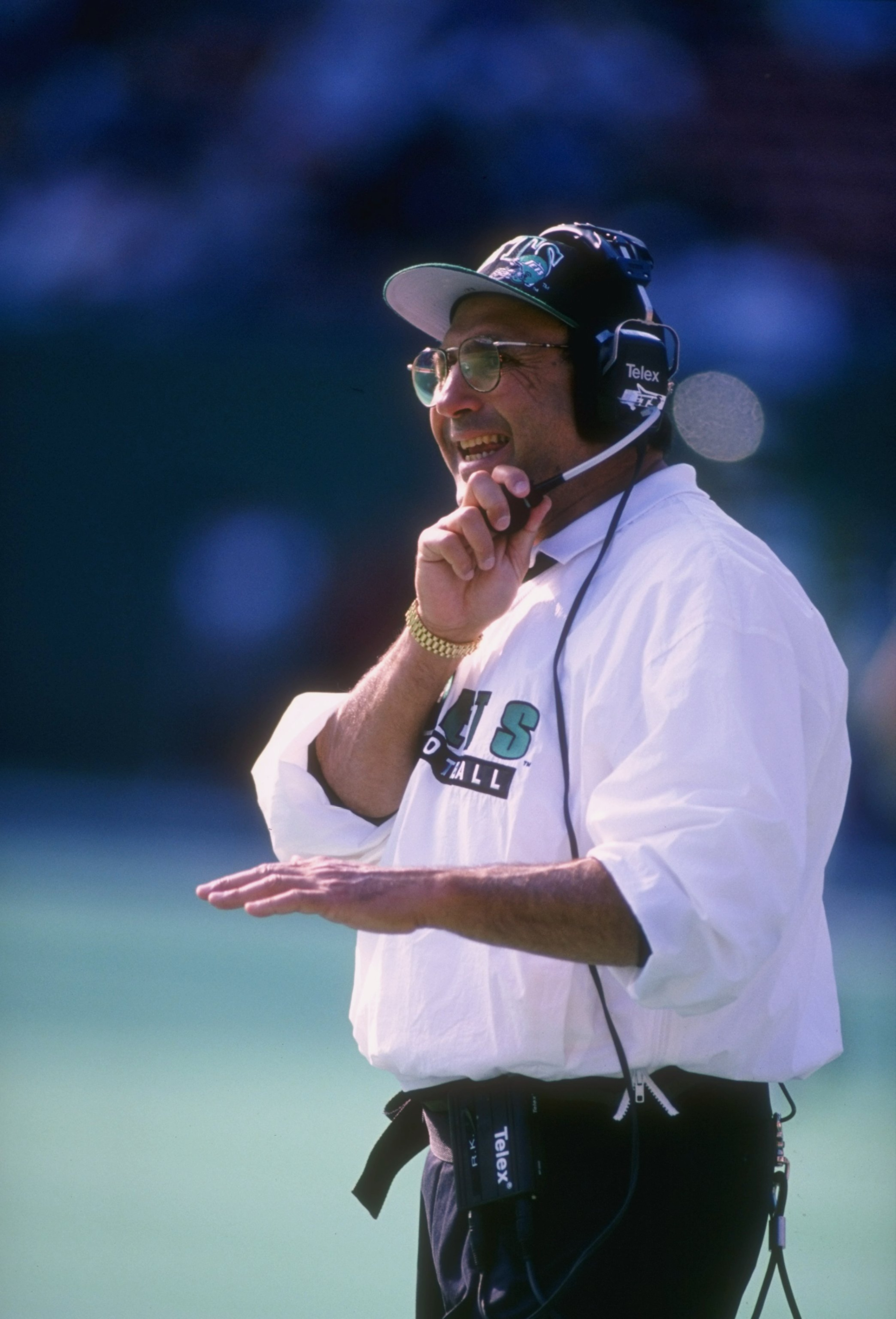 6 Oct 1996: Head coach Rich Kotite of the New York Jets shouts out instructions to his players from the sideline during a play in the Jets 34-13 loss to the Oakland Raiders at Giants Stadium in East Rutherford, New Jersey.