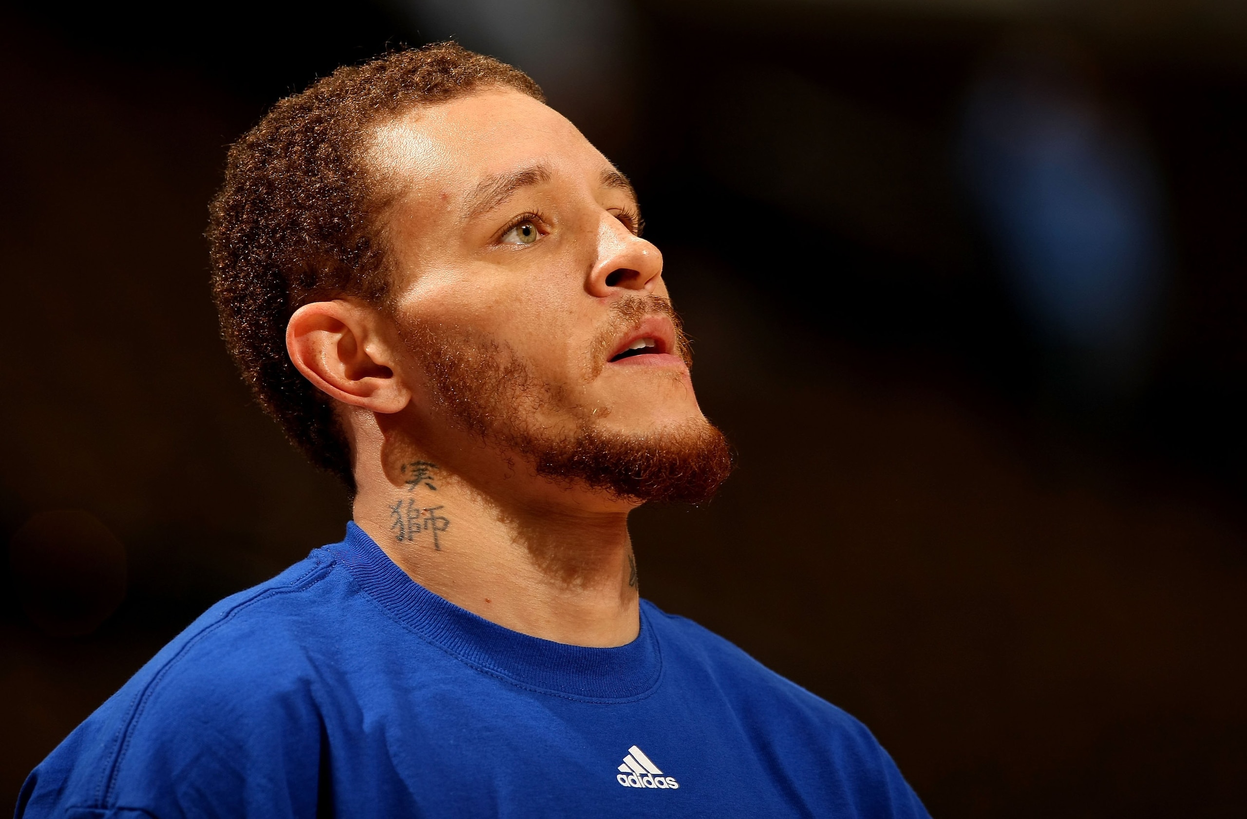 DENVER - JANUARY 08: Delonte West #13 of the Cleveland Cavaliers looks on during warm ups prior to facing the Denver Nuggets during NBA action at Pepsi Center on January 8, 2010 in Denver, Colorado. The Nuggets defeated the Cavaliers 99-97. NOTE TO USER: DENVER - JANUARY 08: Delonte West #13 of the Cleveland Cavaliers looks on during warm ups prior to facing the Denver Nuggets during NBA action at Pepsi Center on January 8, 2010 in Denver, Colorado. The Nuggets defeated the Cavaliers 99-97. NOTE TO USER:
