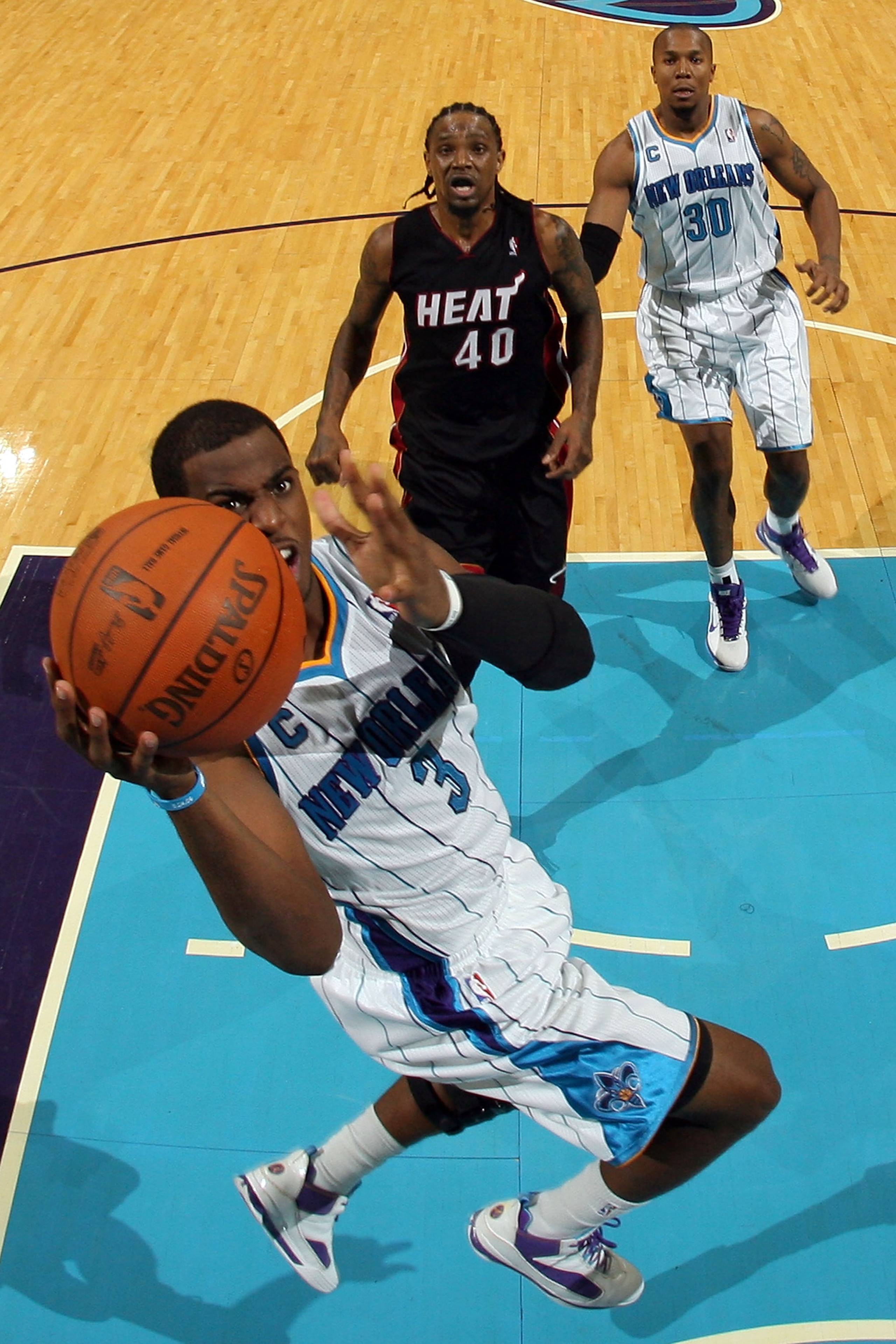 NEW ORLEANS - NOVEMBER 05:  Chris Paul #3 of the New Orleans Hornets in action during the game against the Miami Heat at the New Orleans Arena on November 5, 2010 in New Orleans, Louisiana.  NOTE TO USER: User expressly acknowledges and agrees that, by do