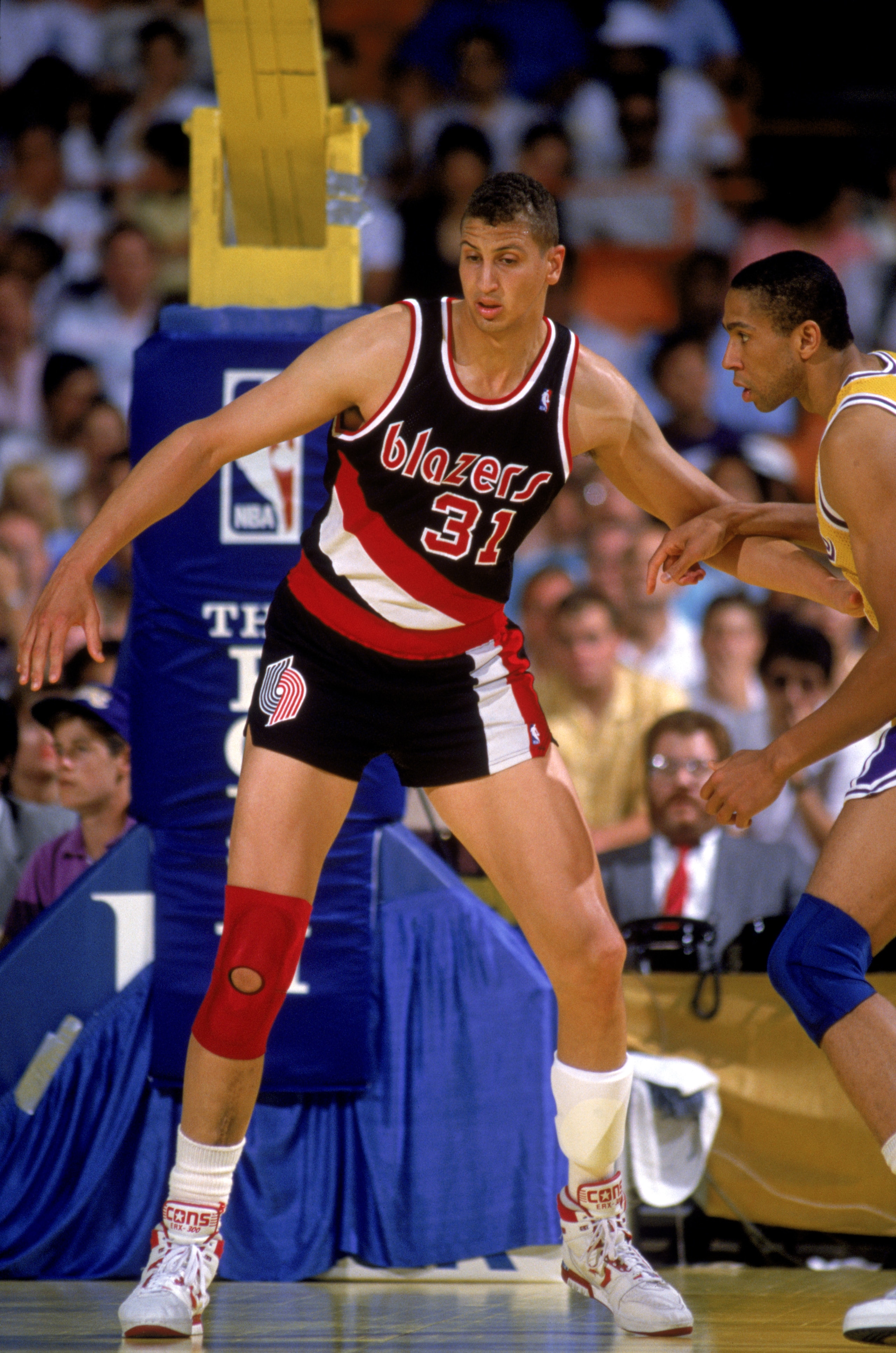 INGLEWOOD, CA - 1989: Sam Bowie #31 of the Portland Trail Blazers battles for position during a game in the 1988-89 NBA season against the Los Angeles Lakers at the Great Western Forum in Inglewood, California. (Photo by Stephen Dunn/Getty Images) INGLEWOOD, CA - 1989: Sam Bowie #31 of the Portland Trail Blazers battles for position during a game in the 1988-89 NBA season against the Los Angeles Lakers at the Great Western Forum in Inglewood, California. (Photo by Stephen Dunn/Getty Images)
