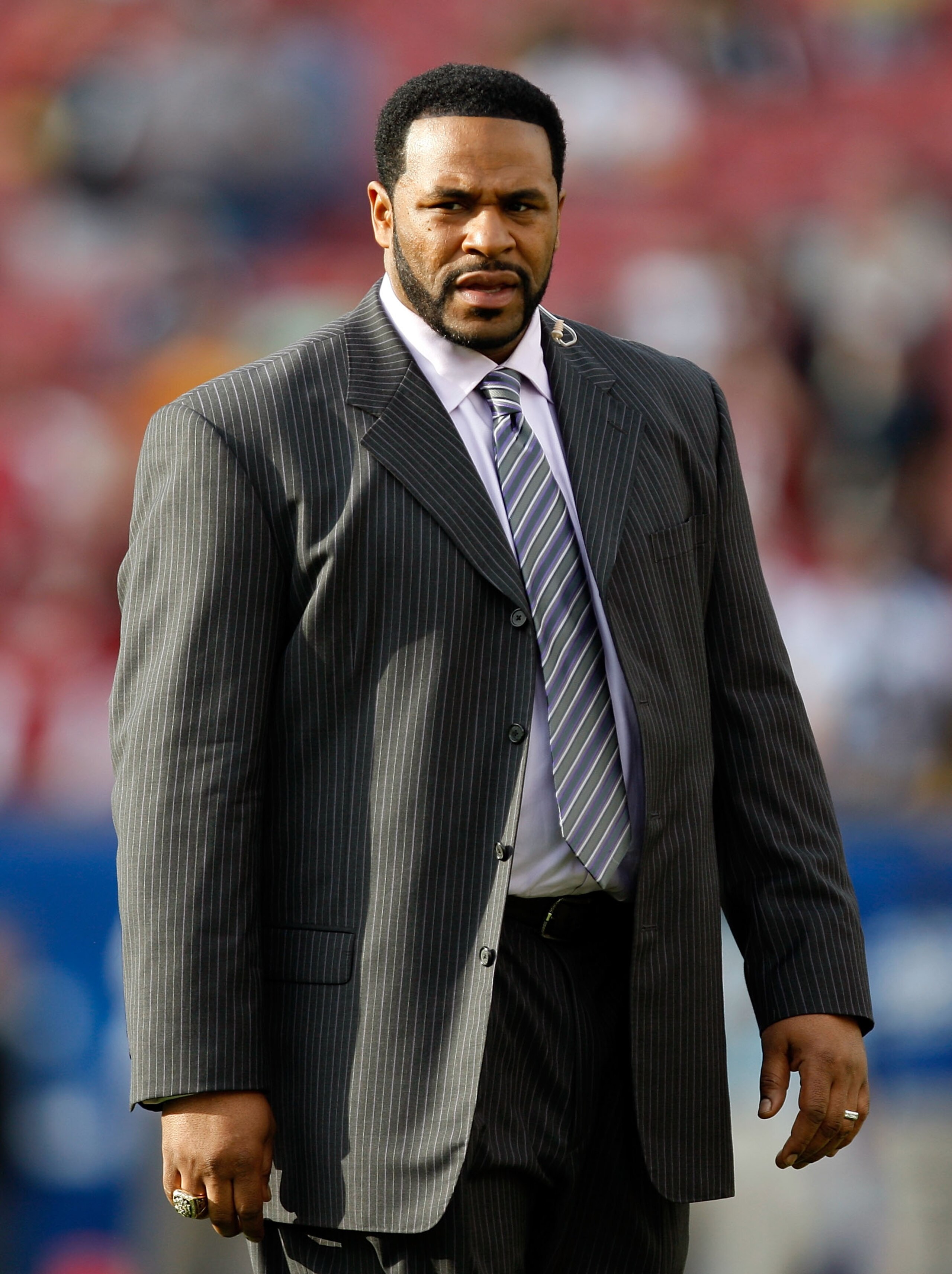 TAMPA, FL - FEBRUARY 01:  NBC football analyast and former Pittsburgh Steelers running back Jerome Bettis walks on the field during warm ups for Super Bowl XLIII between the Arizona Cardinals and the Pittsburgh Steelers on February 1, 2009 at Raymond Jame
